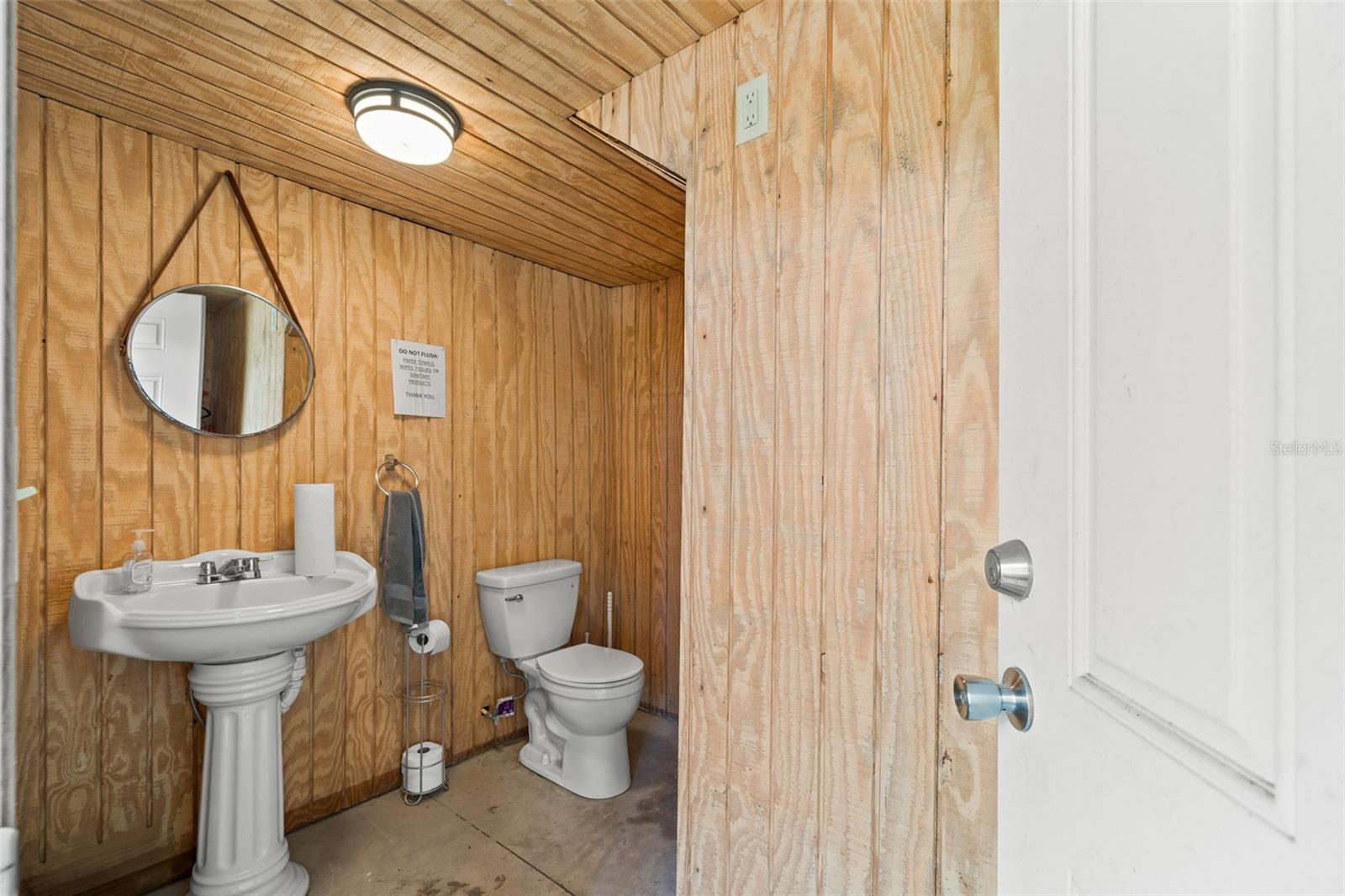 INDIAN BAY COUNTRY HOMES UNREC - Residential