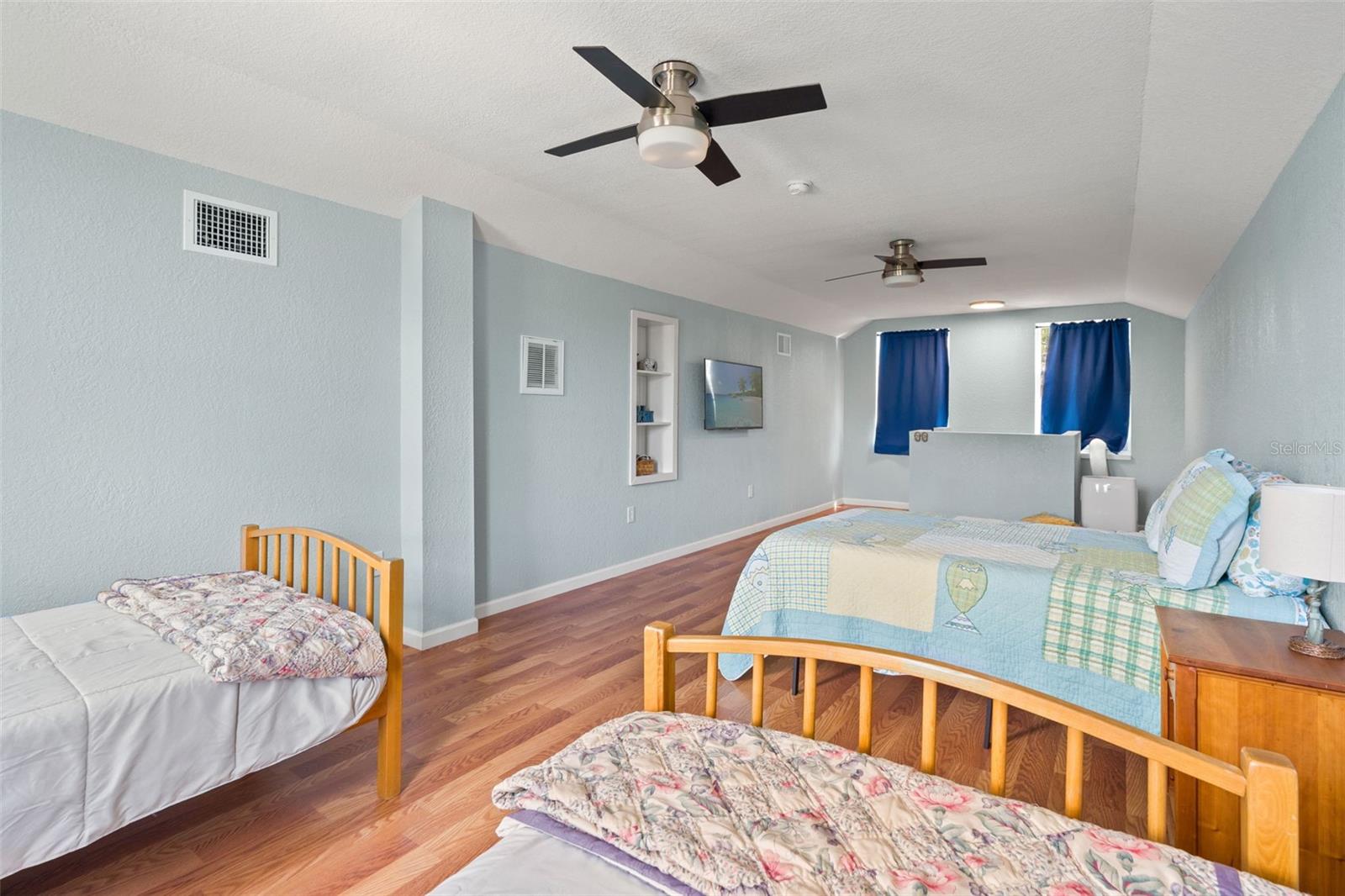 INDIAN BAY COUNTRY HOMES UNREC - Residential