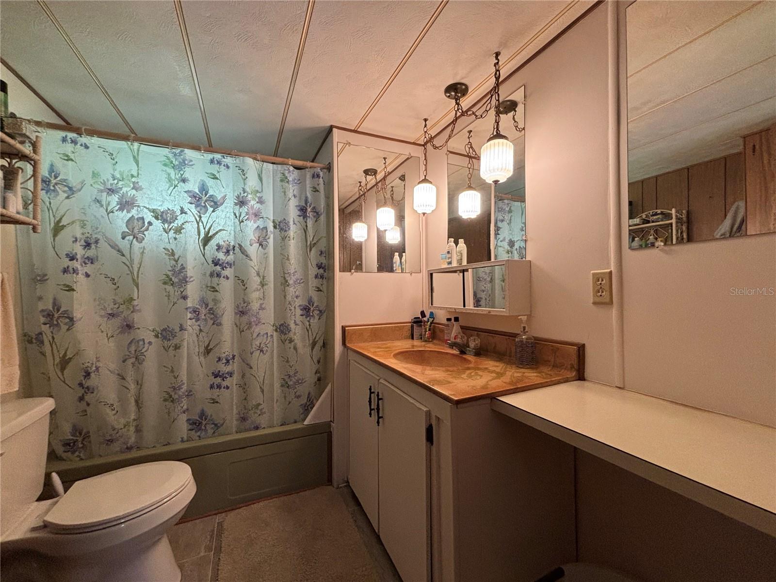 GLOUSER ZACK K PROP - Residential