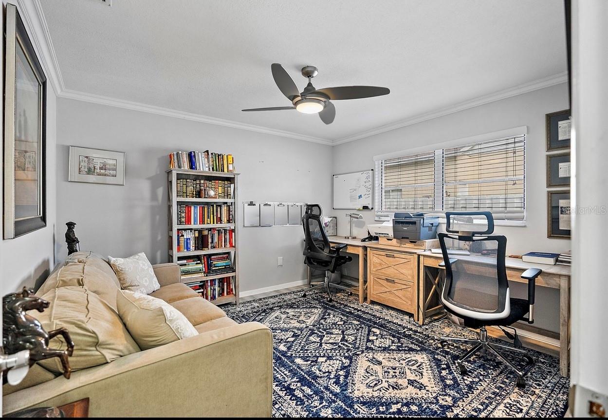 MAXIMO MOORINGS - Residential Lease