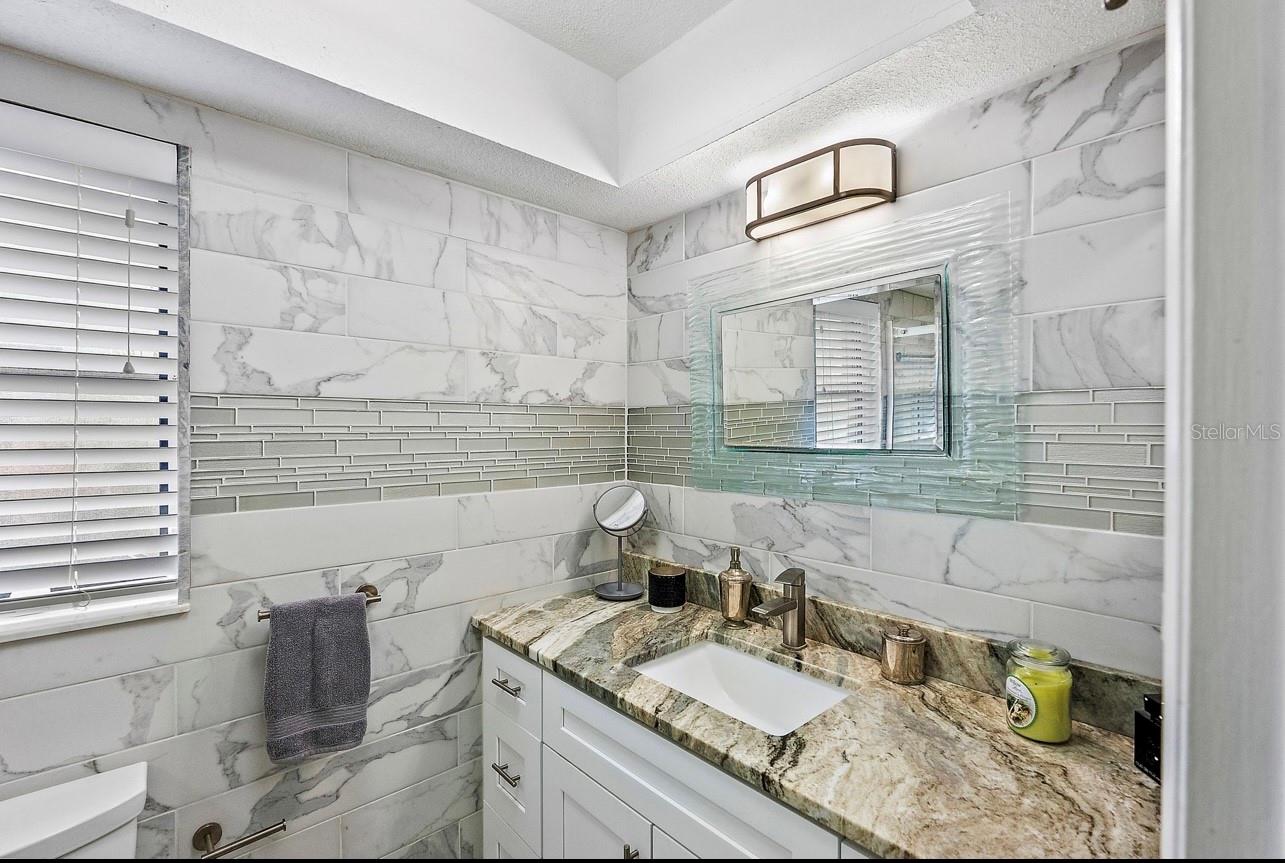 MAXIMO MOORINGS - Residential Lease