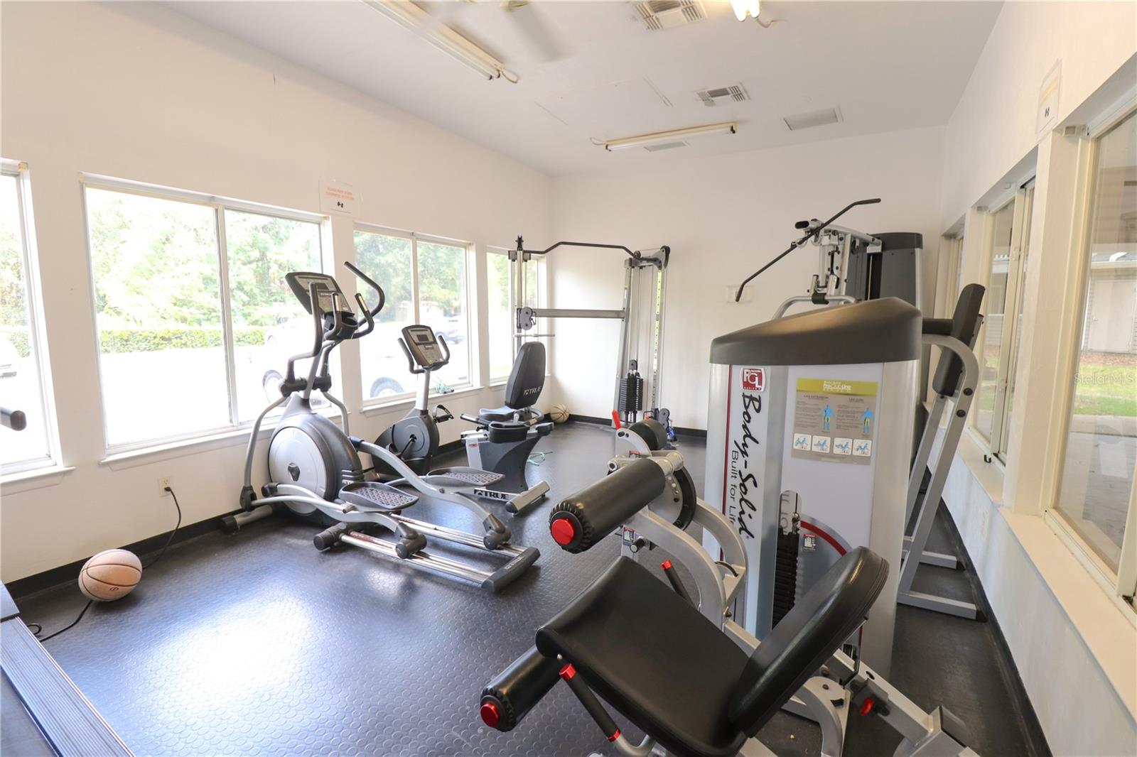 COUNTRYSIDE UNIVERSITY - Residential