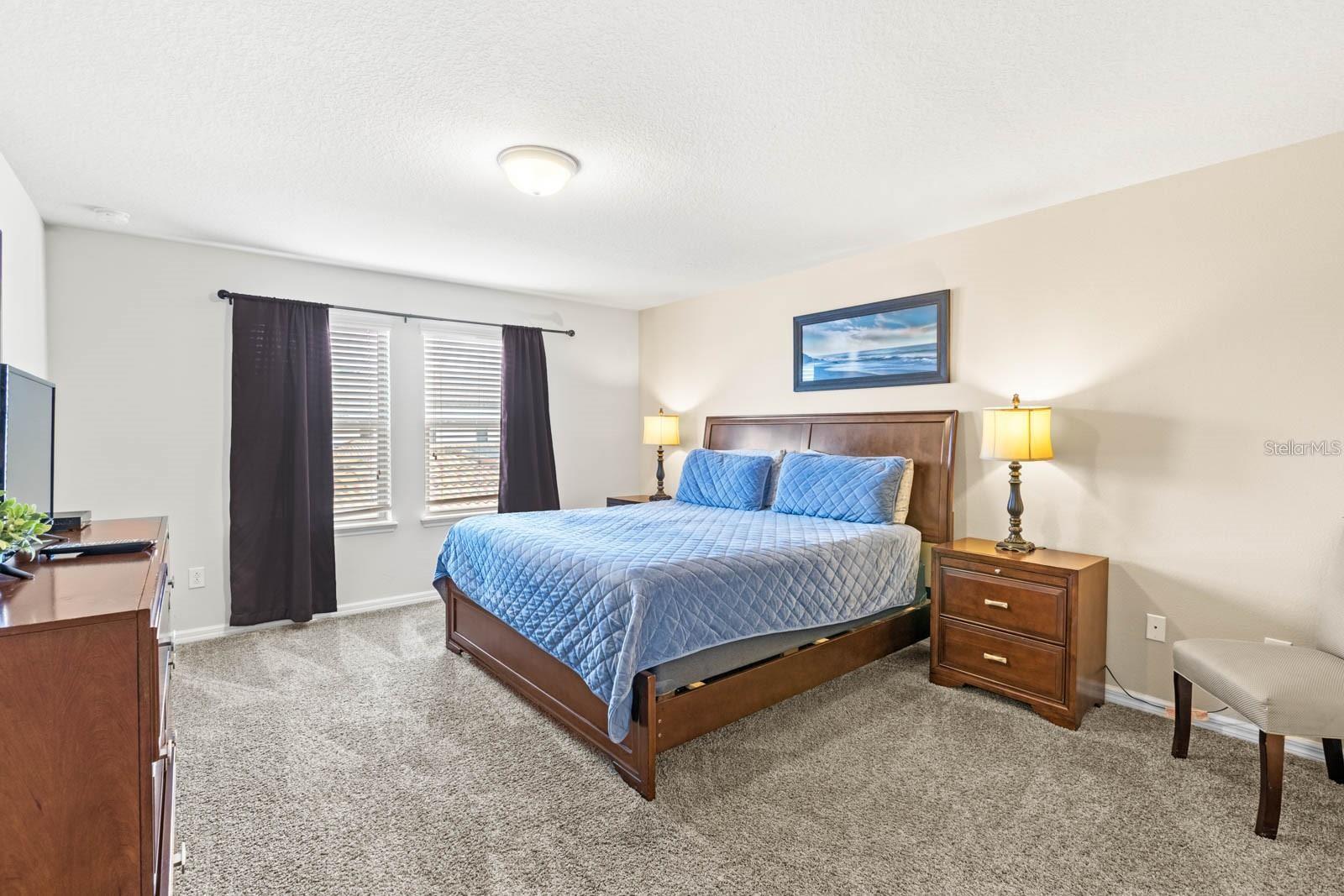 WINDSOR AT WESTSIDE - Residential