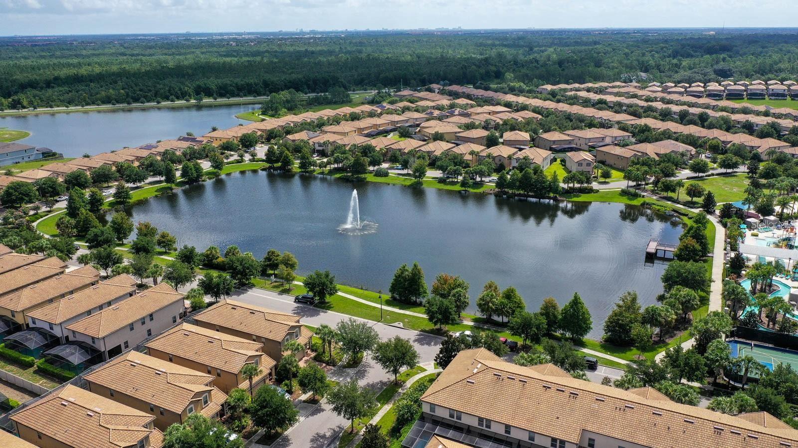 WINDSOR AT WESTSIDE - Residential