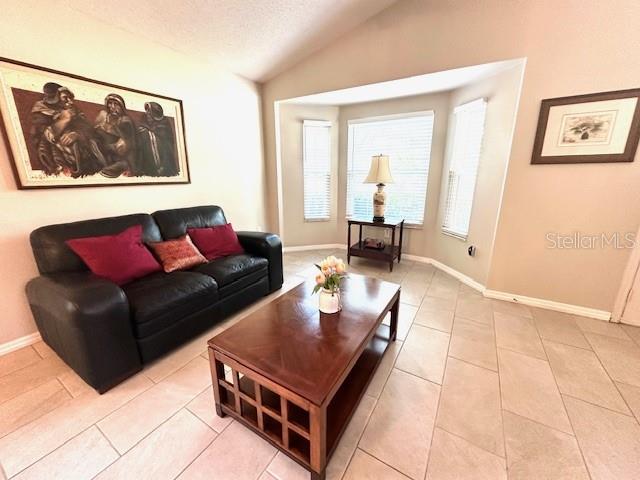 2955 SABEL OAK PLACE