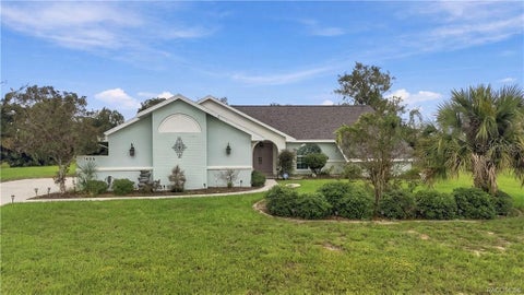 Photo of 1436 N Cherry Pop Drive, Hernando, FL 34442 (MLS # TB8556724)