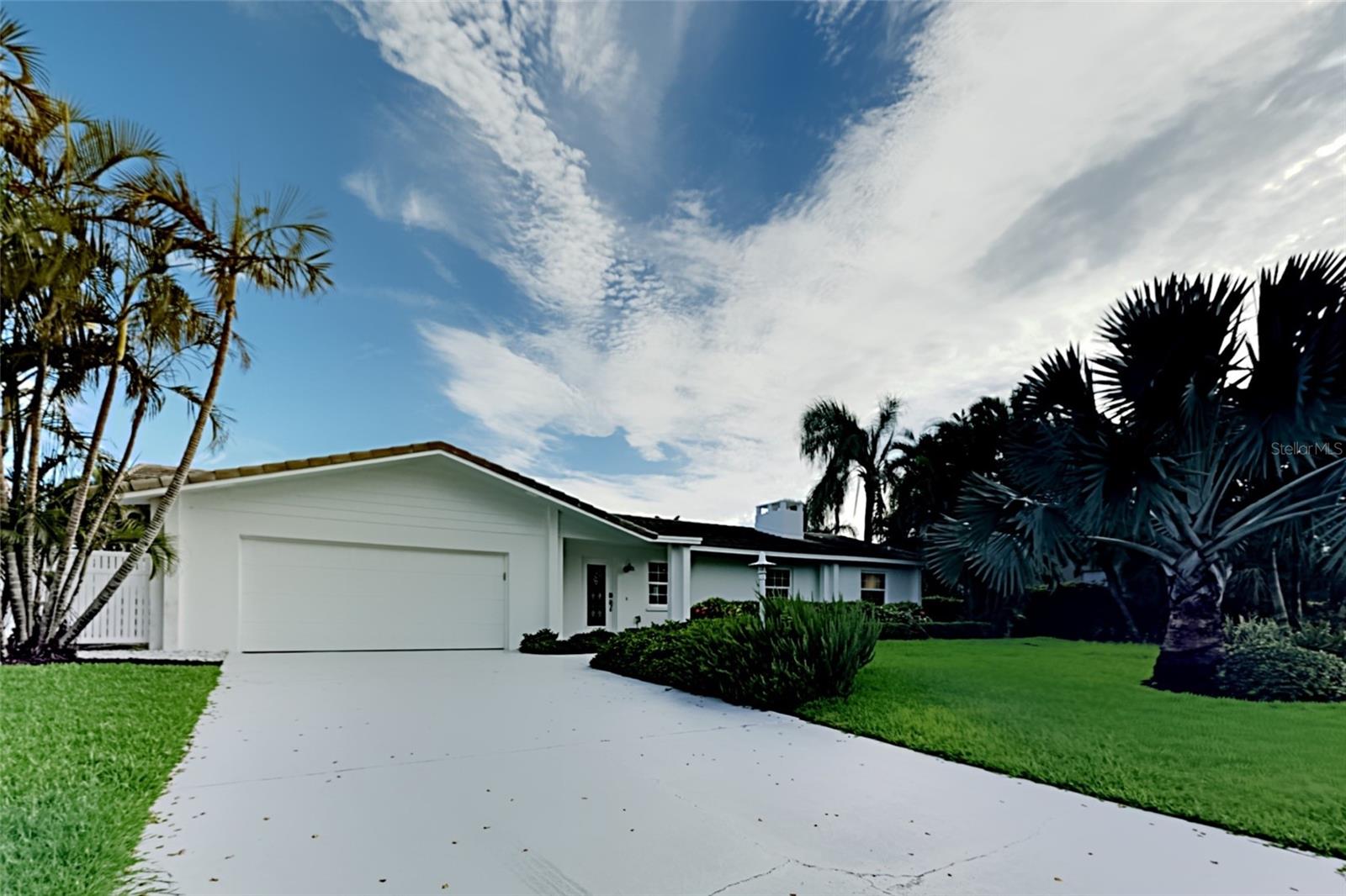 EMERALD HARBOR - Residential