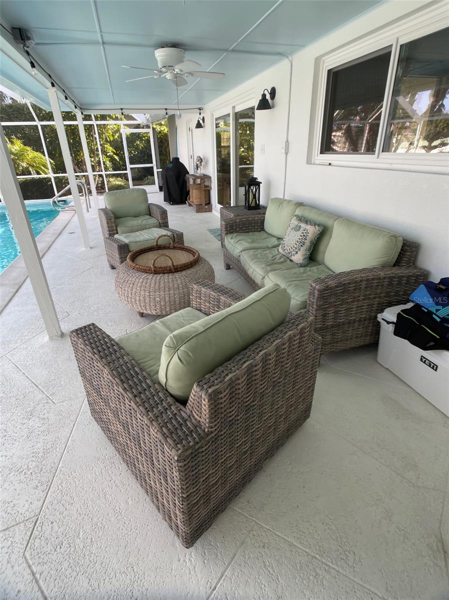 EMERALD HARBOR - Residential