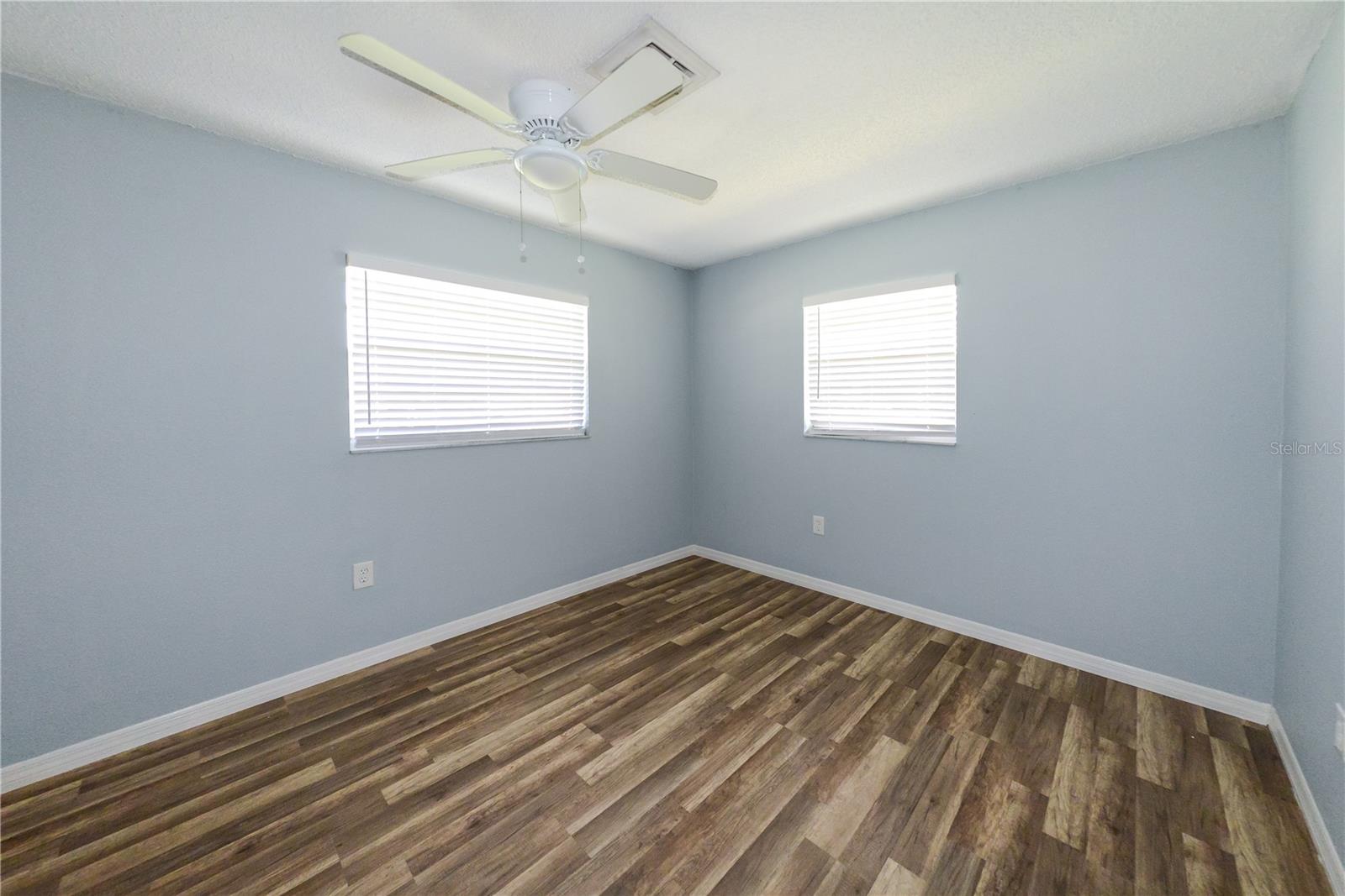 SOUTH VENICE - Residential