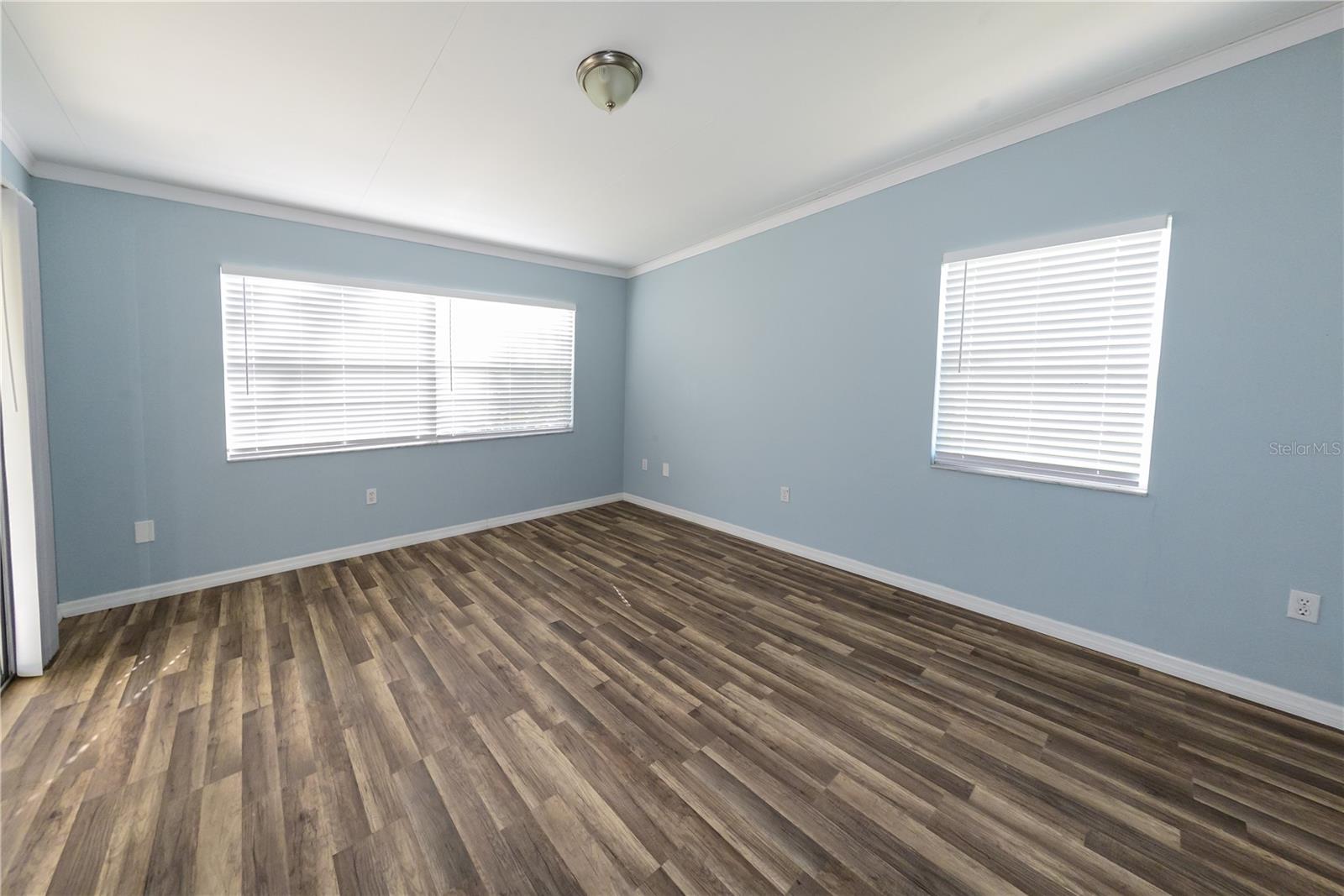 SOUTH VENICE - Residential