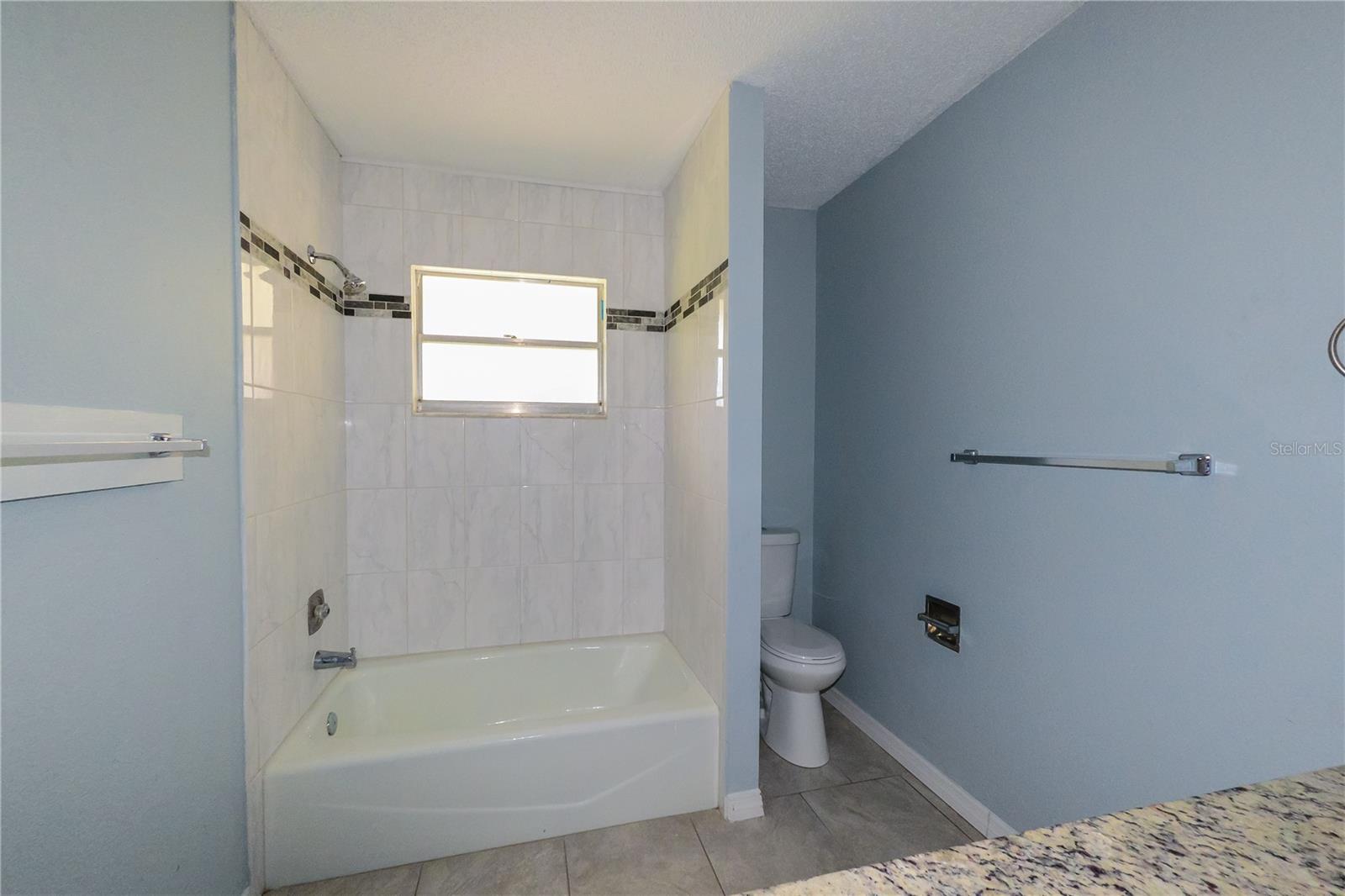 SOUTH VENICE - Residential