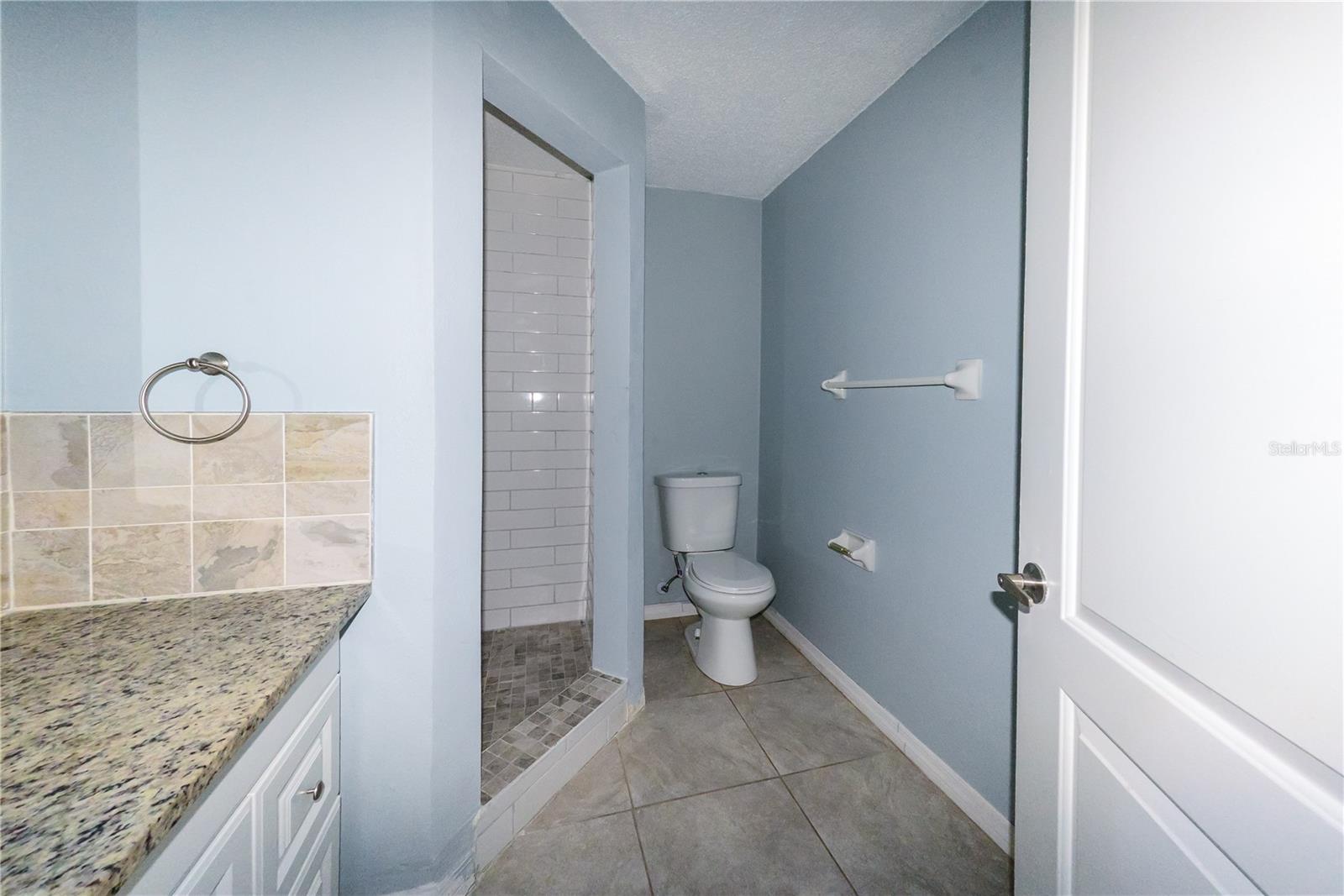 SOUTH VENICE - Residential