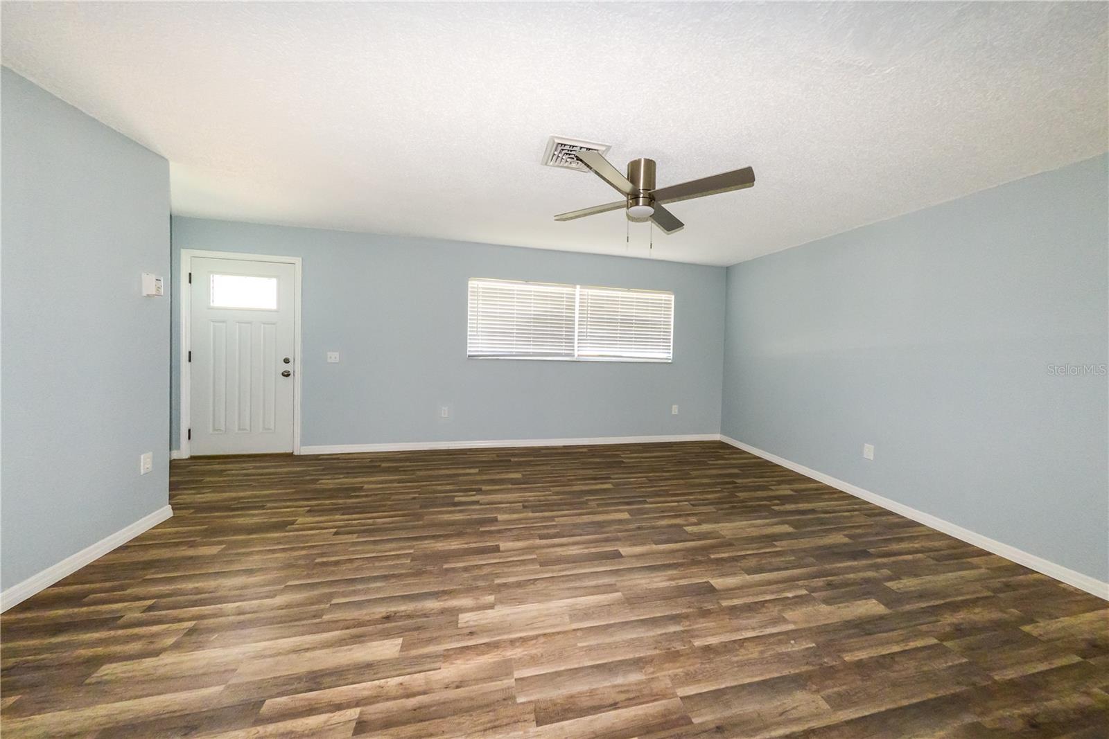 SOUTH VENICE - Residential