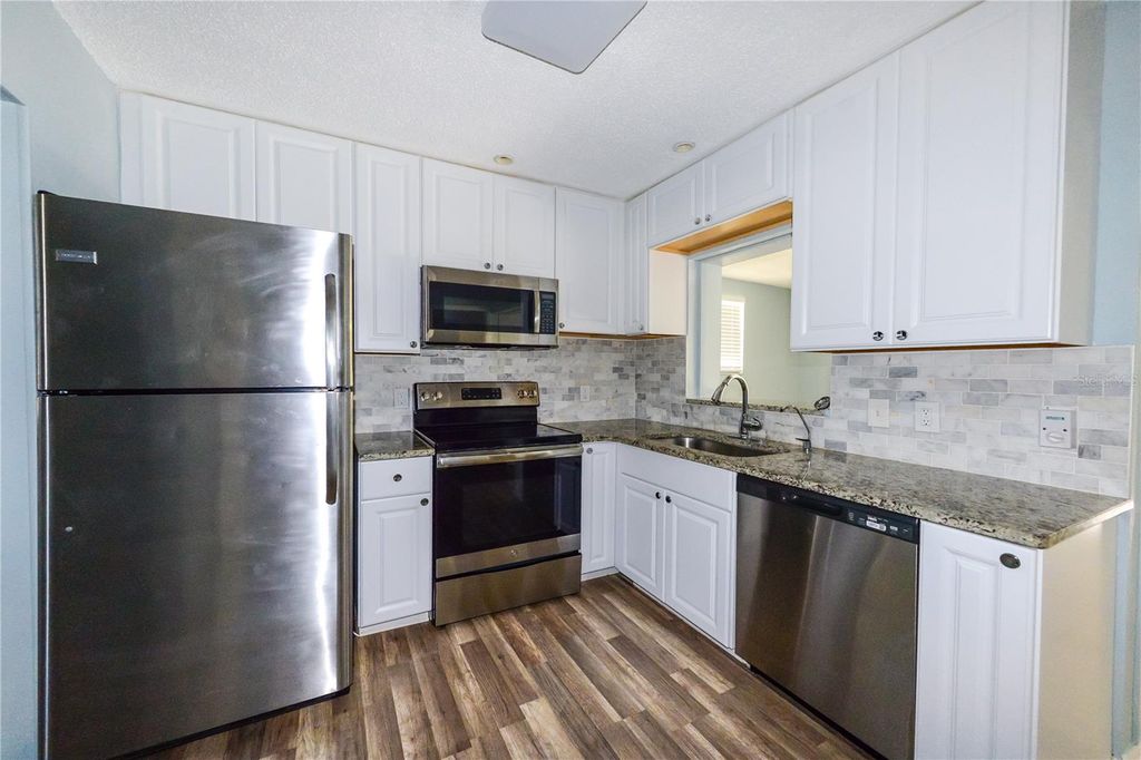 Photo of 3085 Arrowhead Road, Venice, FL 34293 (MLS # C7511327)