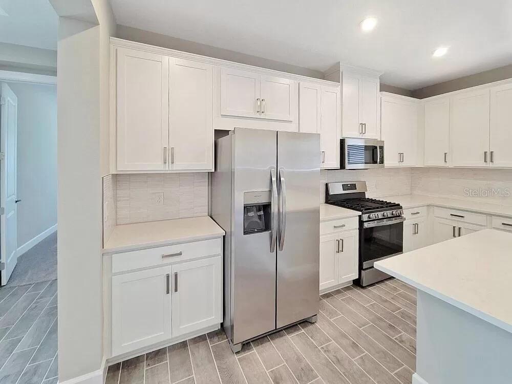 ARTISAN LAKES ESPLANADE PH V SUBPH B & C - Residential