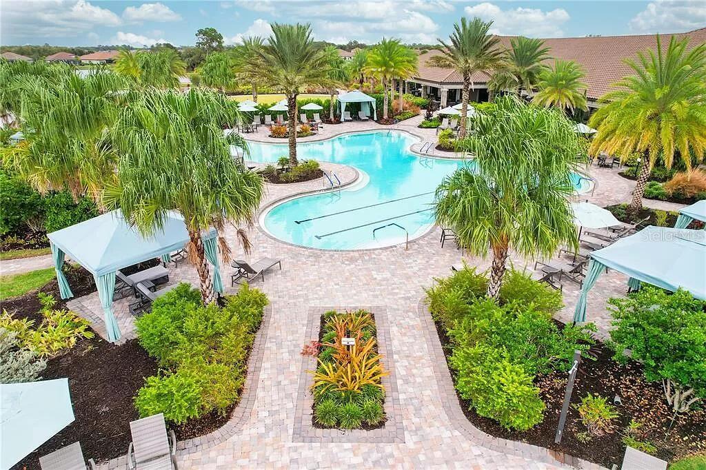 ARTISAN LAKES ESPLANADE PH V SUBPH B & C - Residential