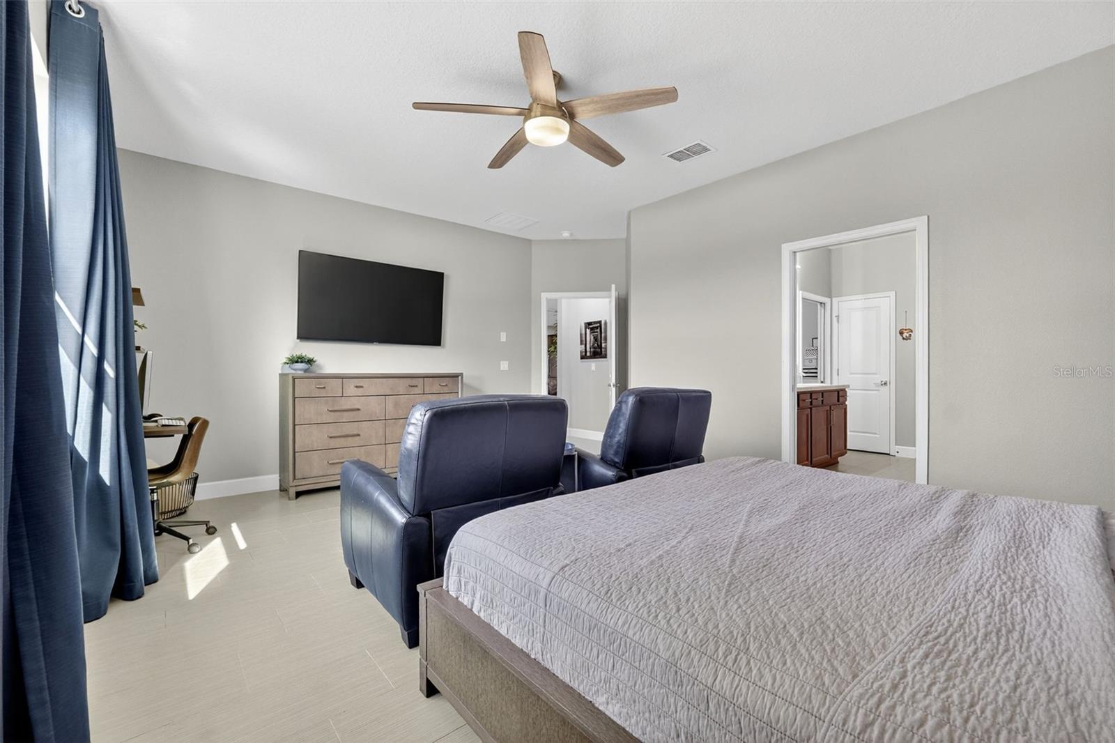 SPLIT OAK ESTATES - Residential