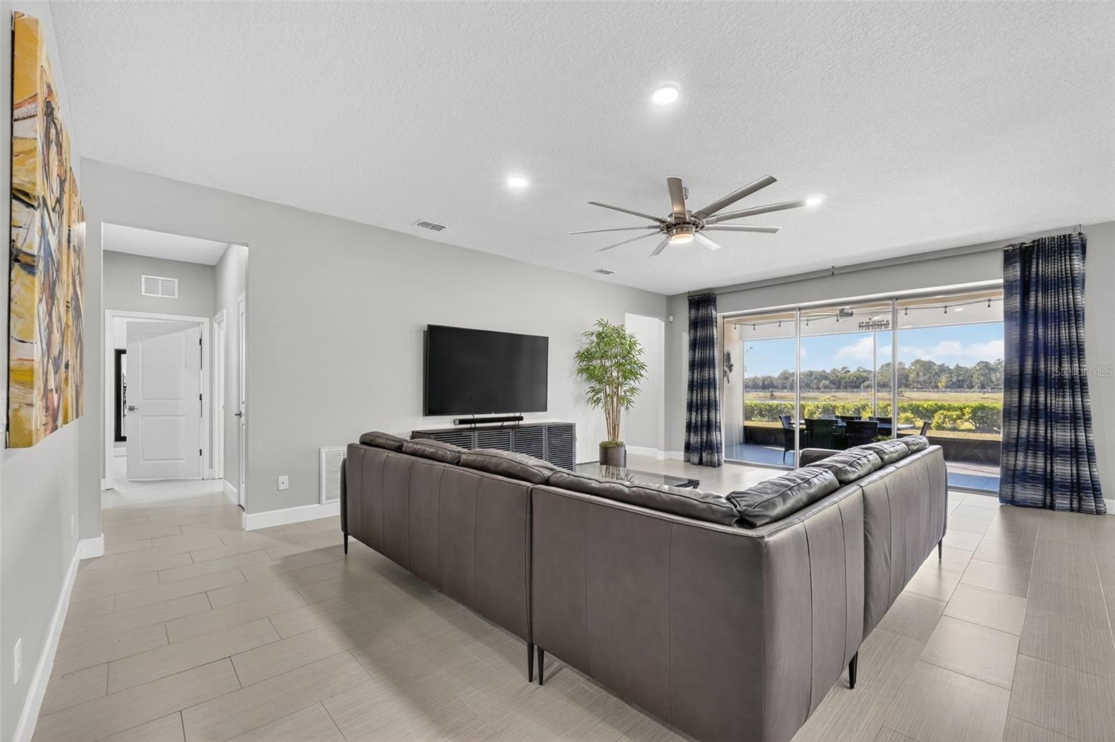 SPLIT OAK ESTATES - Residential