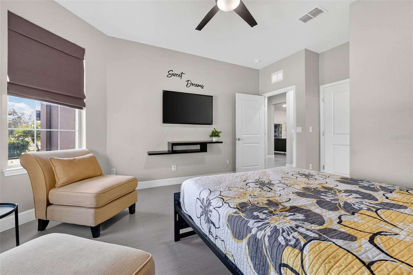 SPLIT OAK ESTATES - Residential