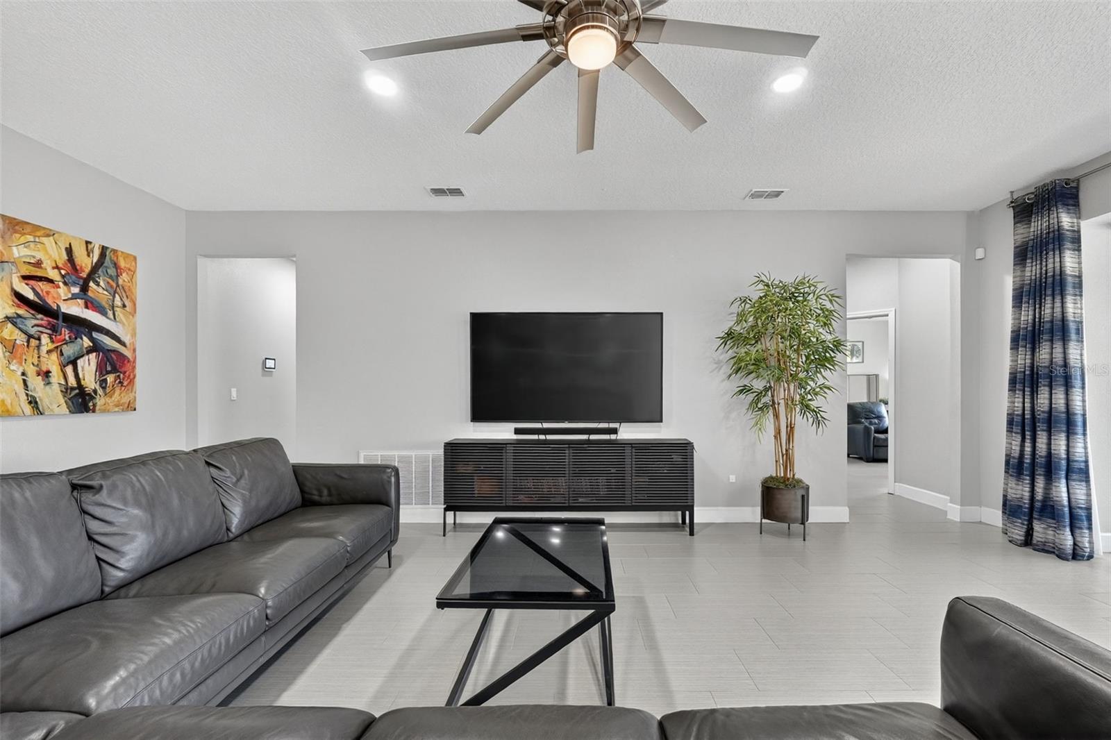 SPLIT OAK ESTATES - Residential