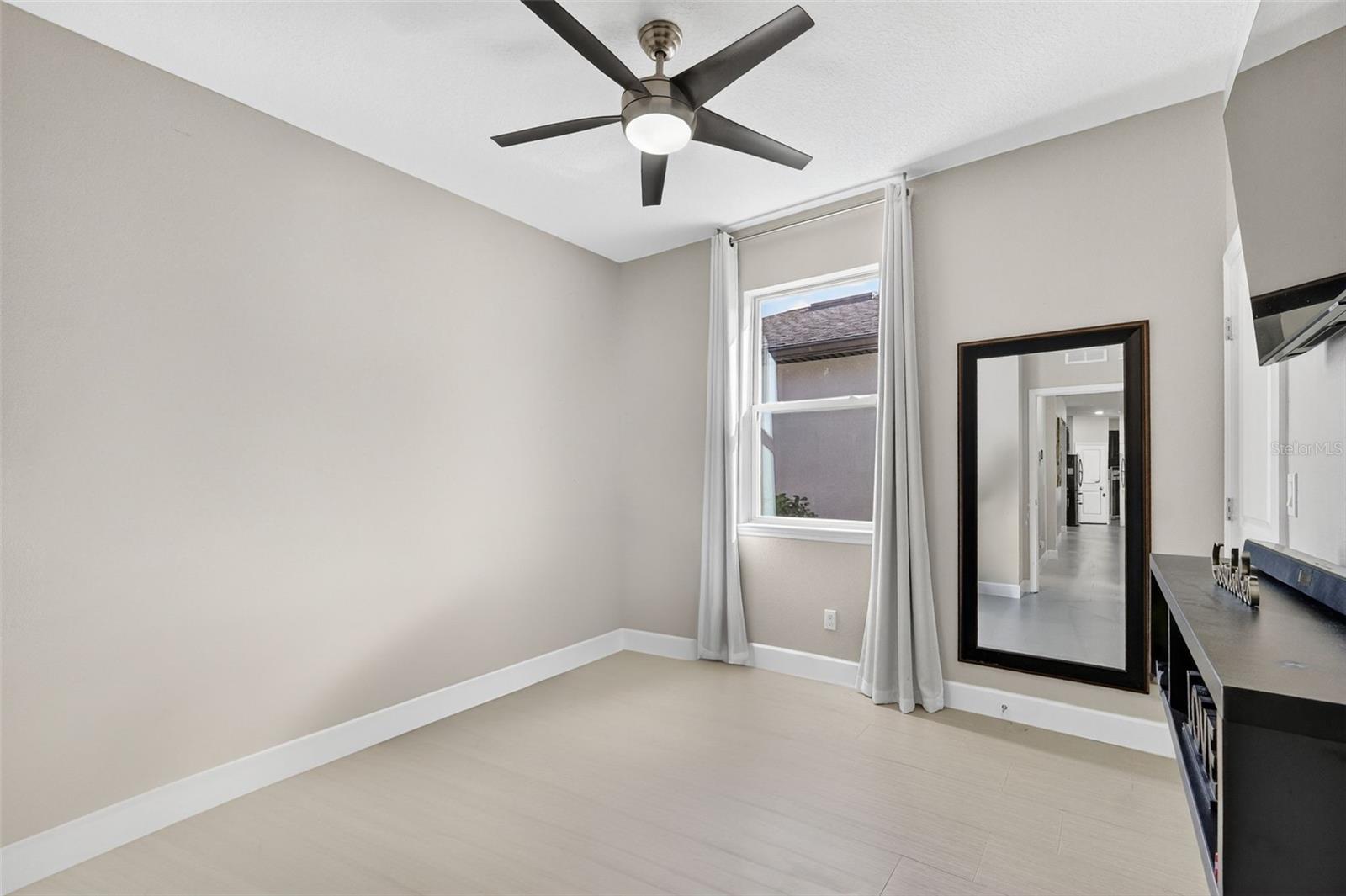 SPLIT OAK ESTATES - Residential