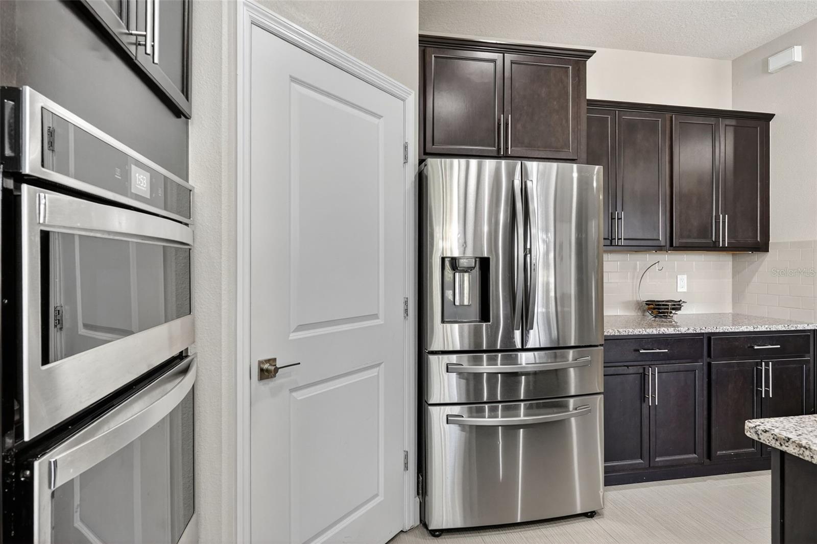 SPLIT OAK ESTATES - Residential