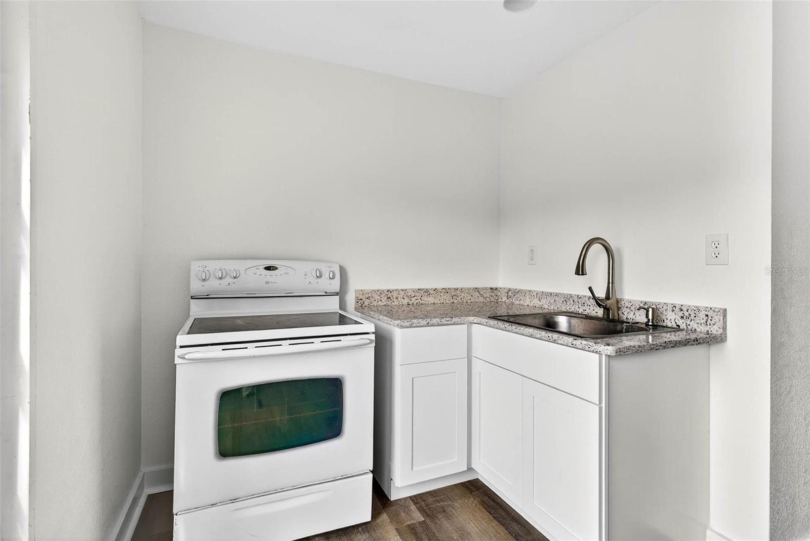 COLLURA SUB 1ST ADD - Residential