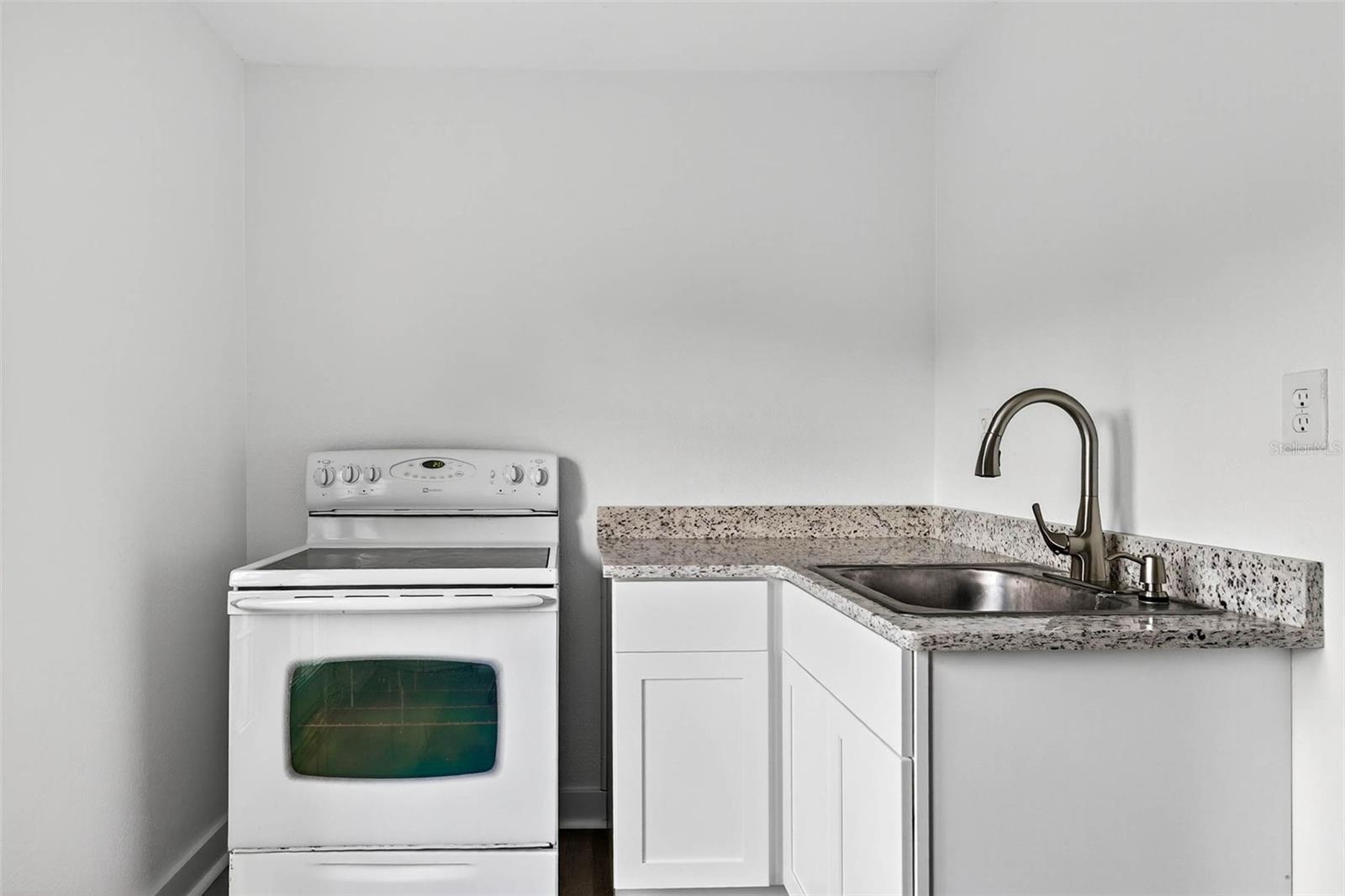 COLLURA SUB 1ST ADD - Residential