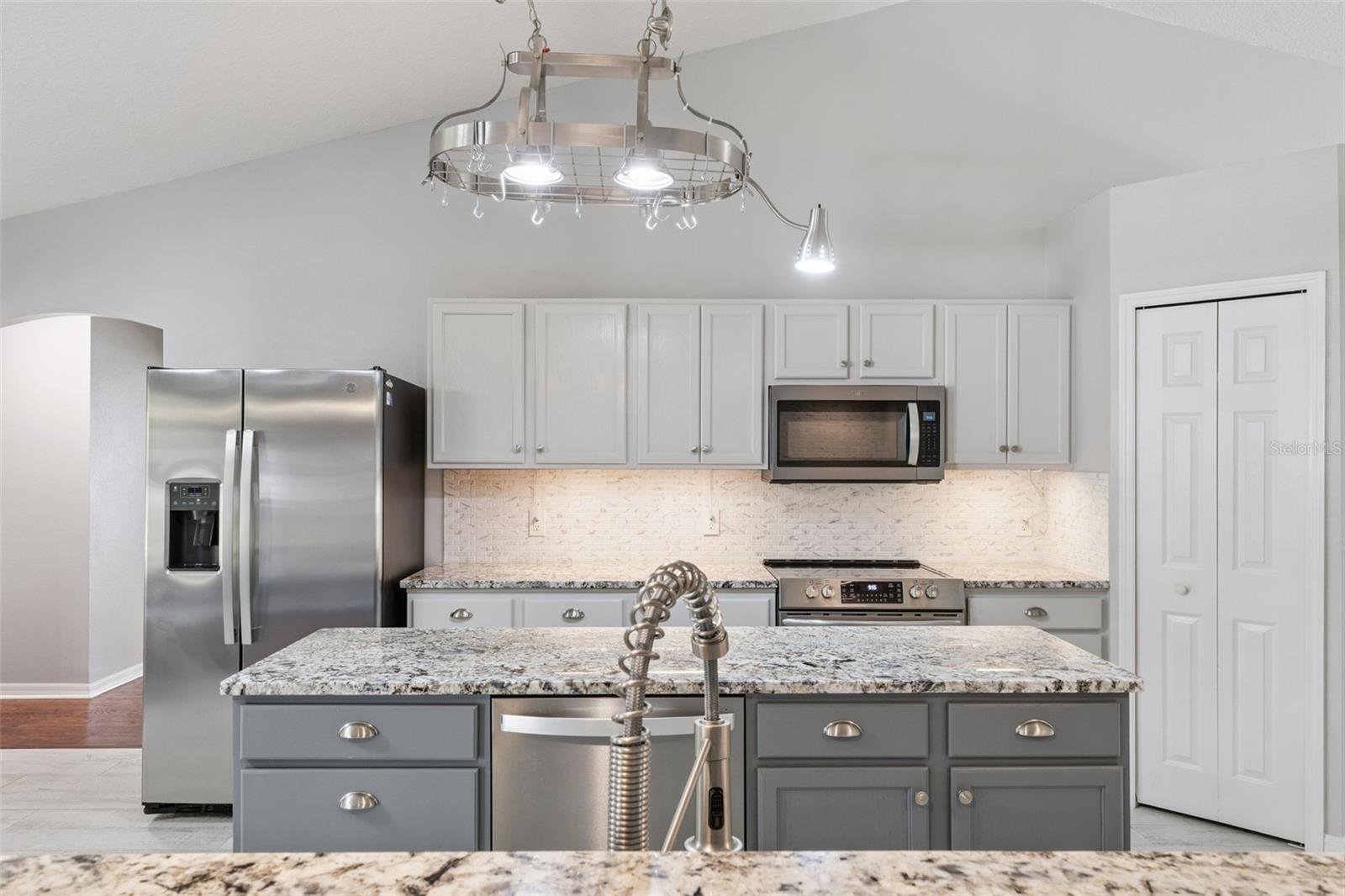 WIND STONE/OCOEE PH 02 A B H & - Residential