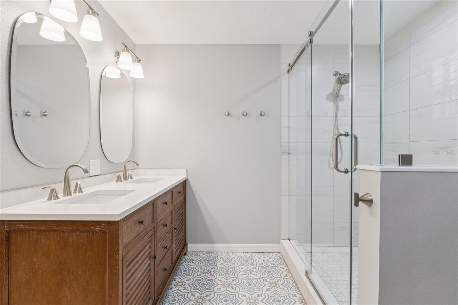 WIND STONE/OCOEE PH 02 A B H & - Residential