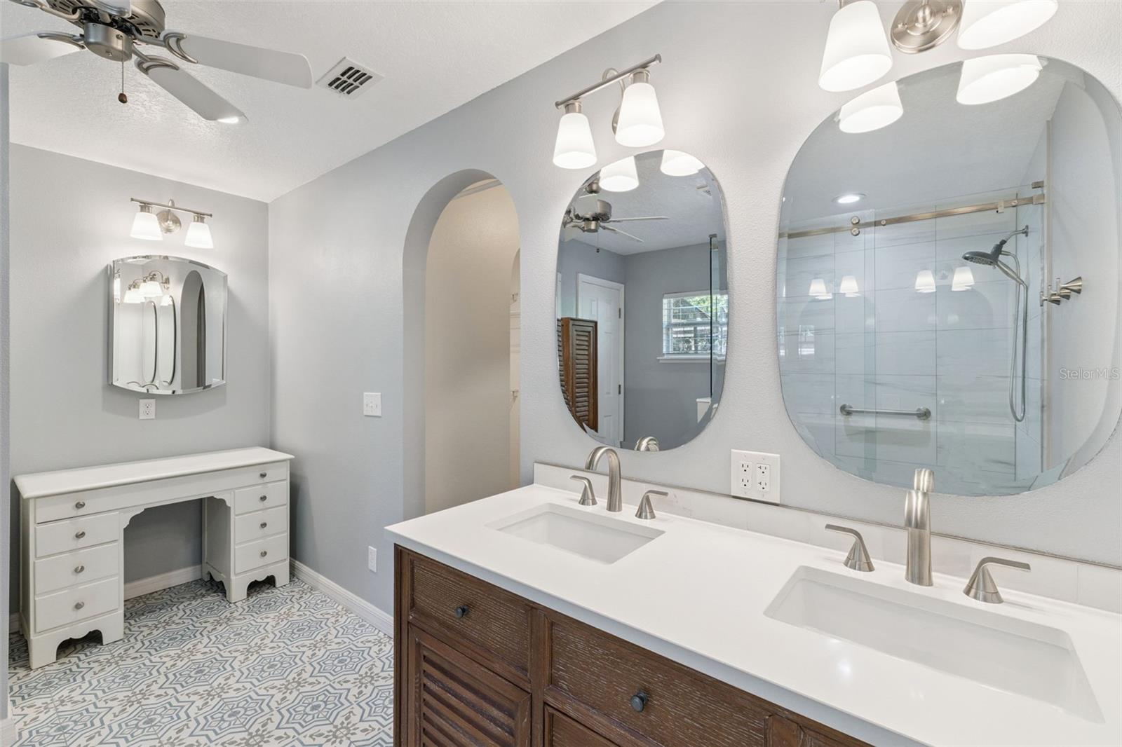 WIND STONE/OCOEE PH 02 A B H & - Residential