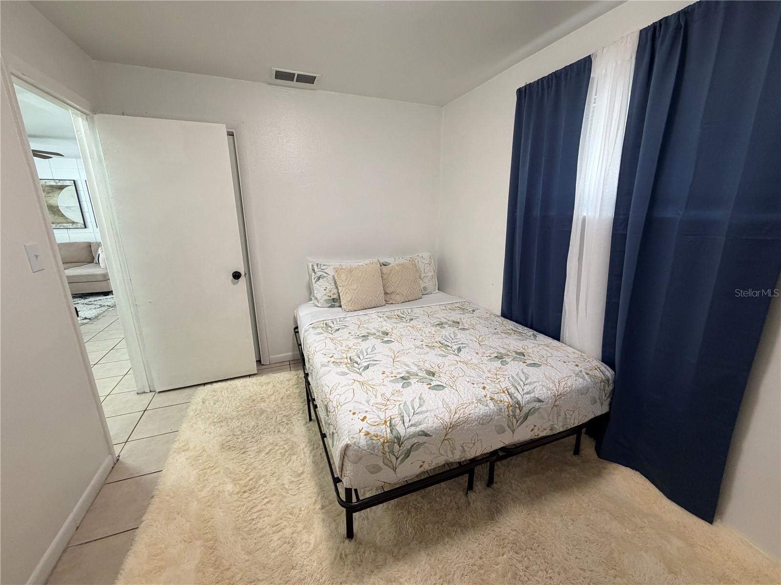 HIGH POINT - Residential Lease