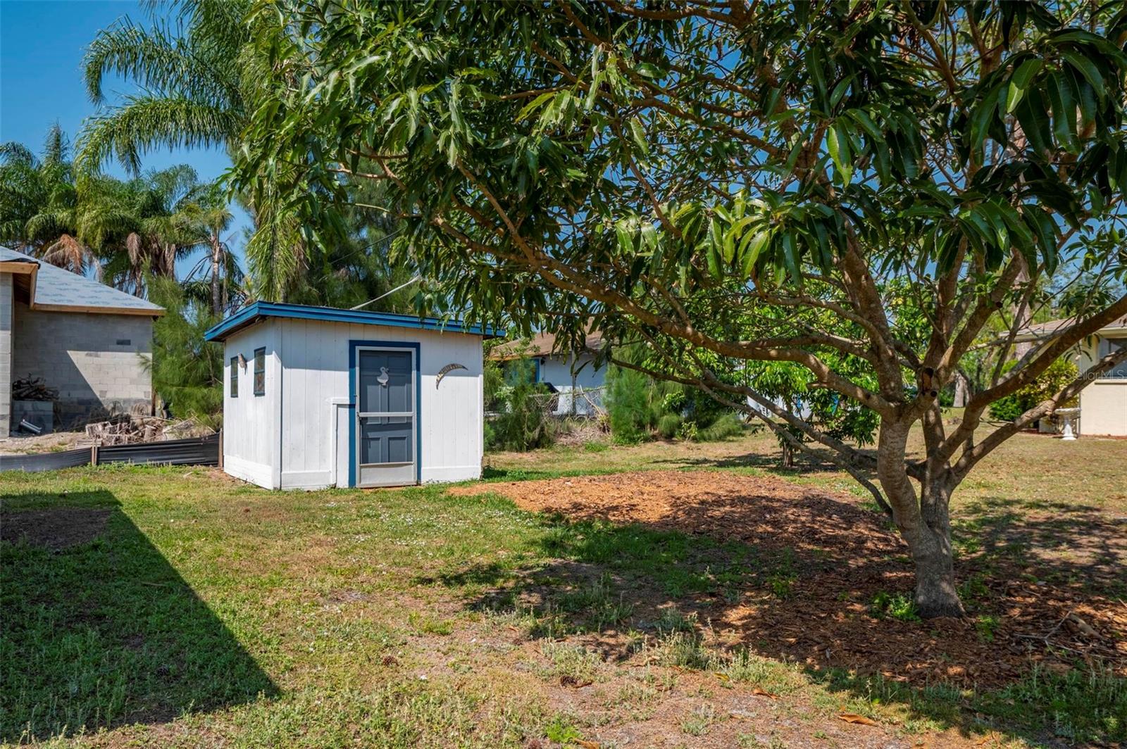 SOUTH VENICE - Residential