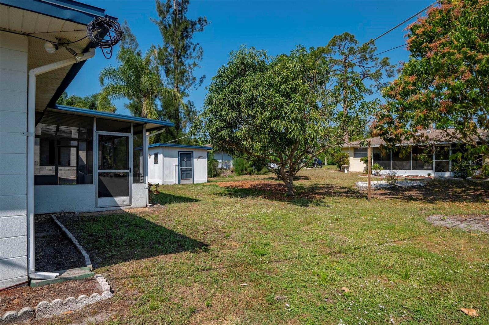 SOUTH VENICE - Residential