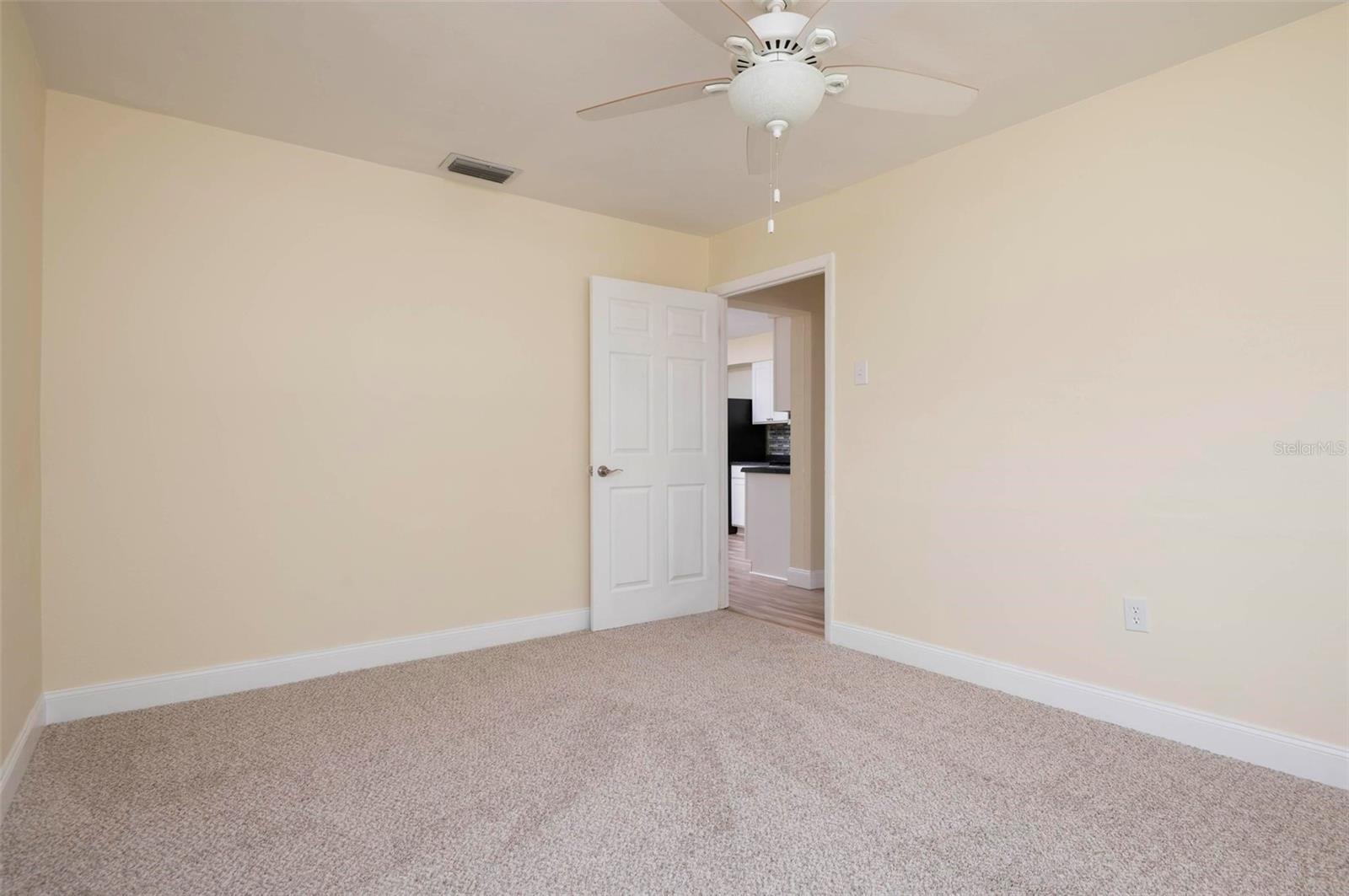 SOUTH VENICE - Residential