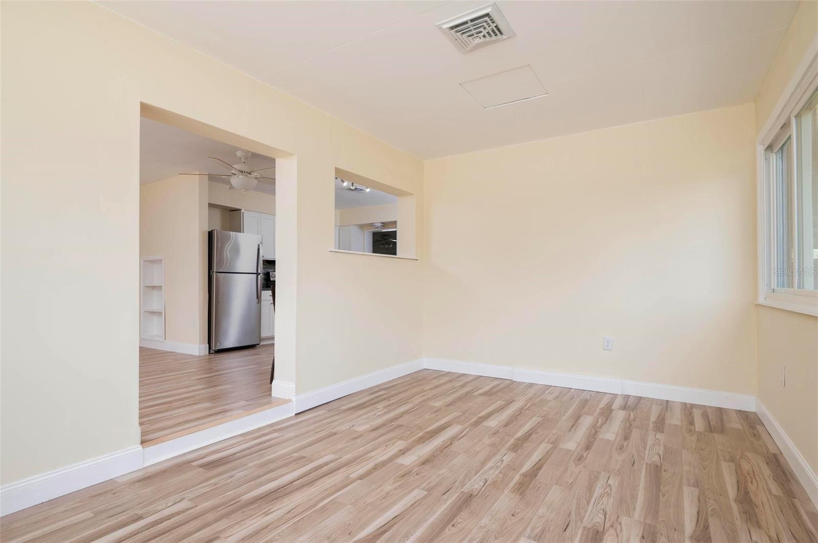 SOUTH VENICE - Residential