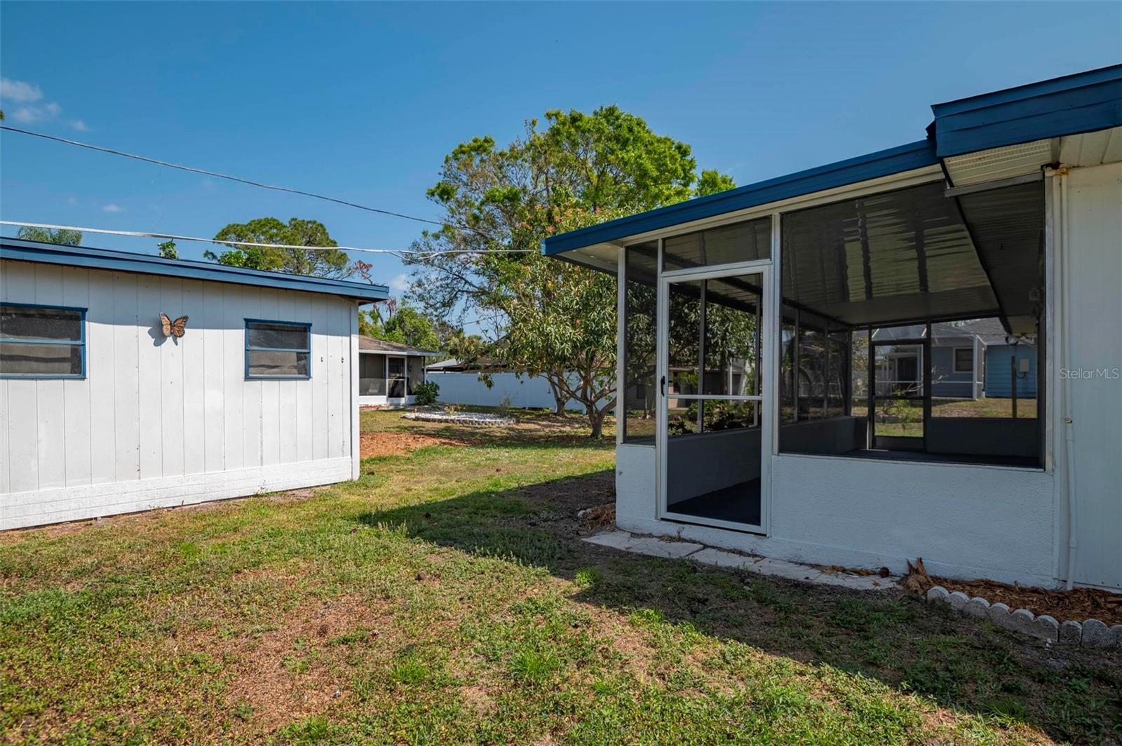 SOUTH VENICE - Residential