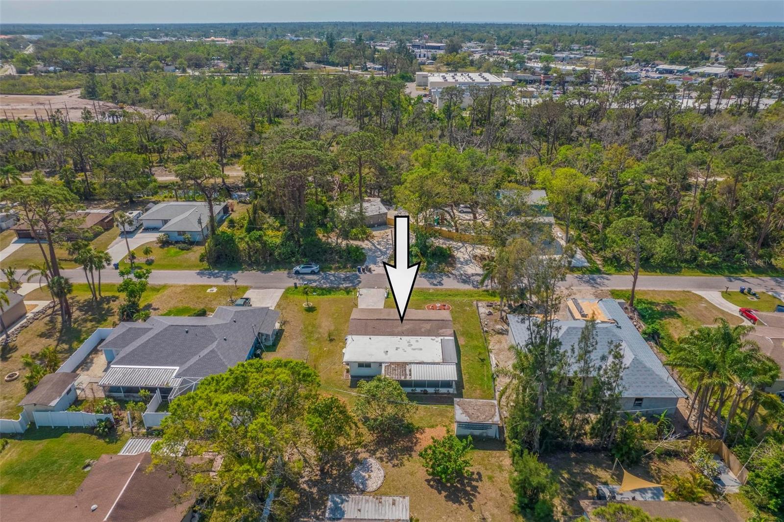 SOUTH VENICE - Residential