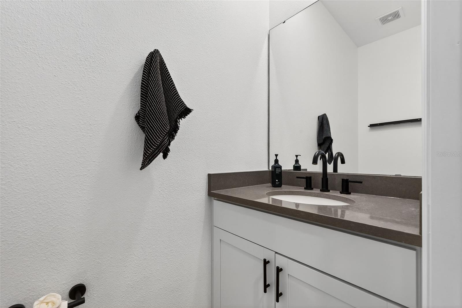 CORNERGATE SUB - Residential