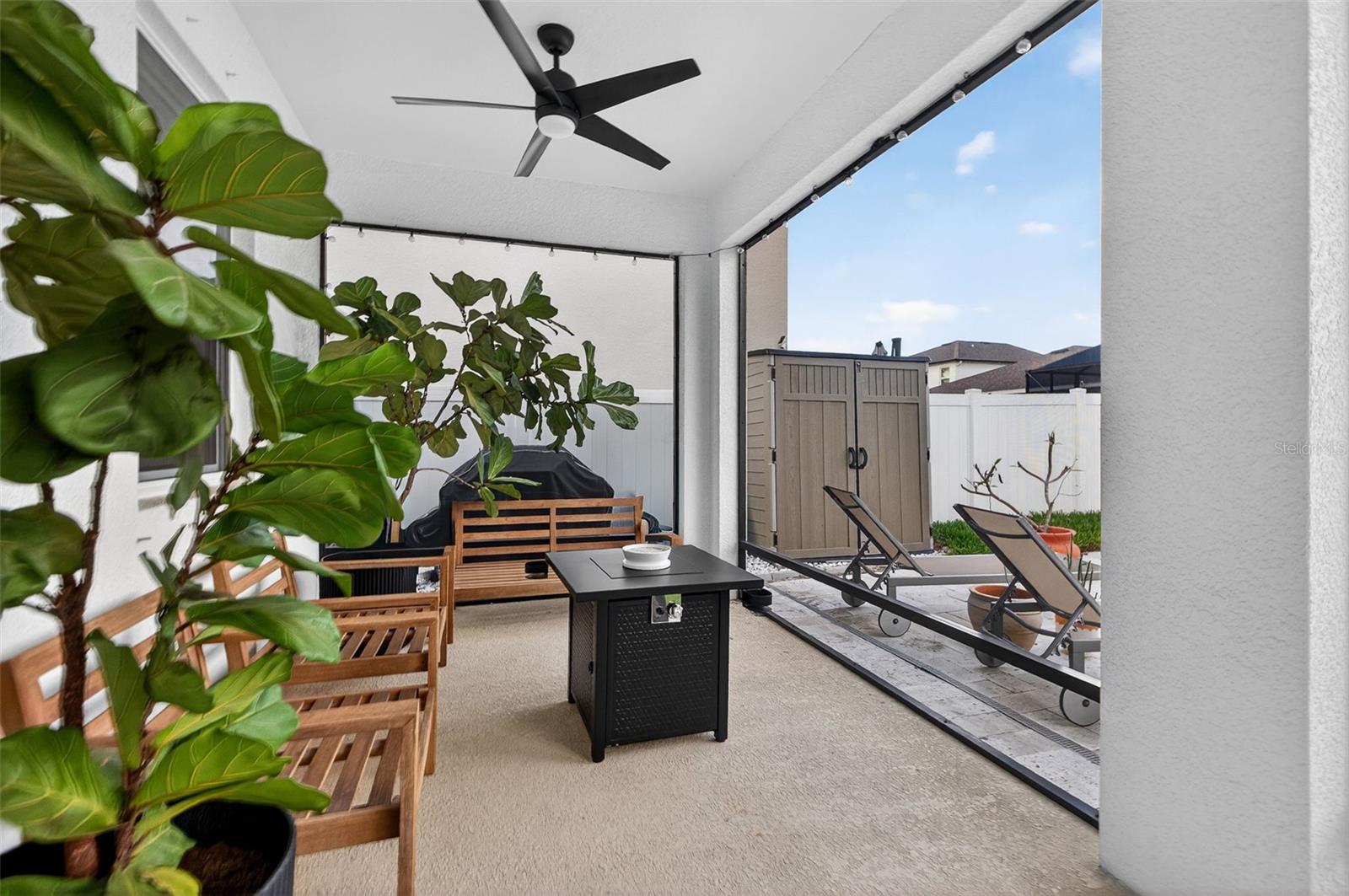 CORNERGATE SUB - Residential