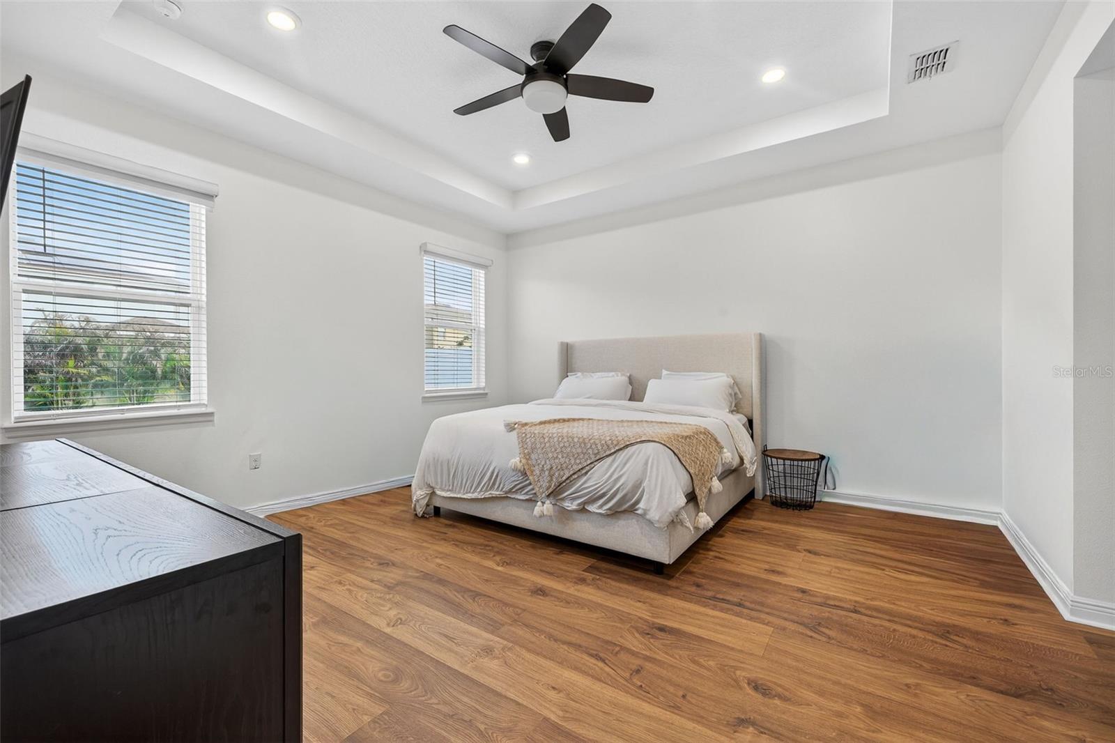 CORNERGATE SUB - Residential