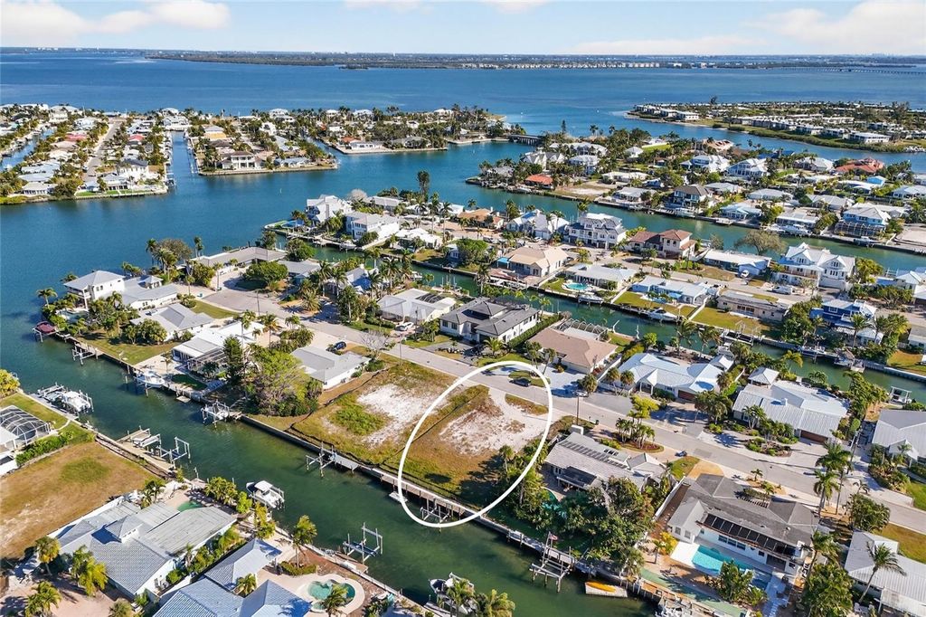 Photo of 528 69th Street, Holmes Beach, FL 34217 (MLS # A4679404)