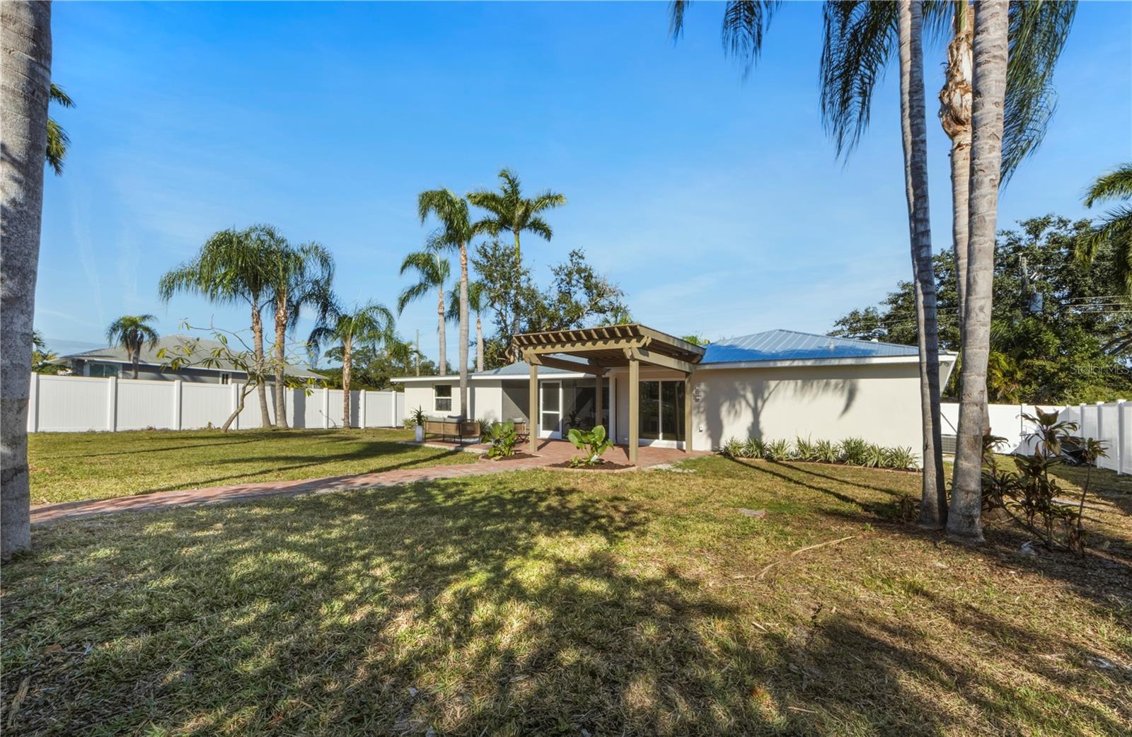 REPLAT OF BONAIRE BAYOU - Residential