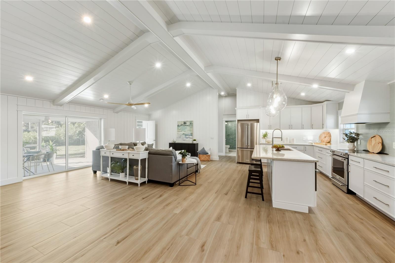 REPLAT OF BONAIRE BAYOU - Residential