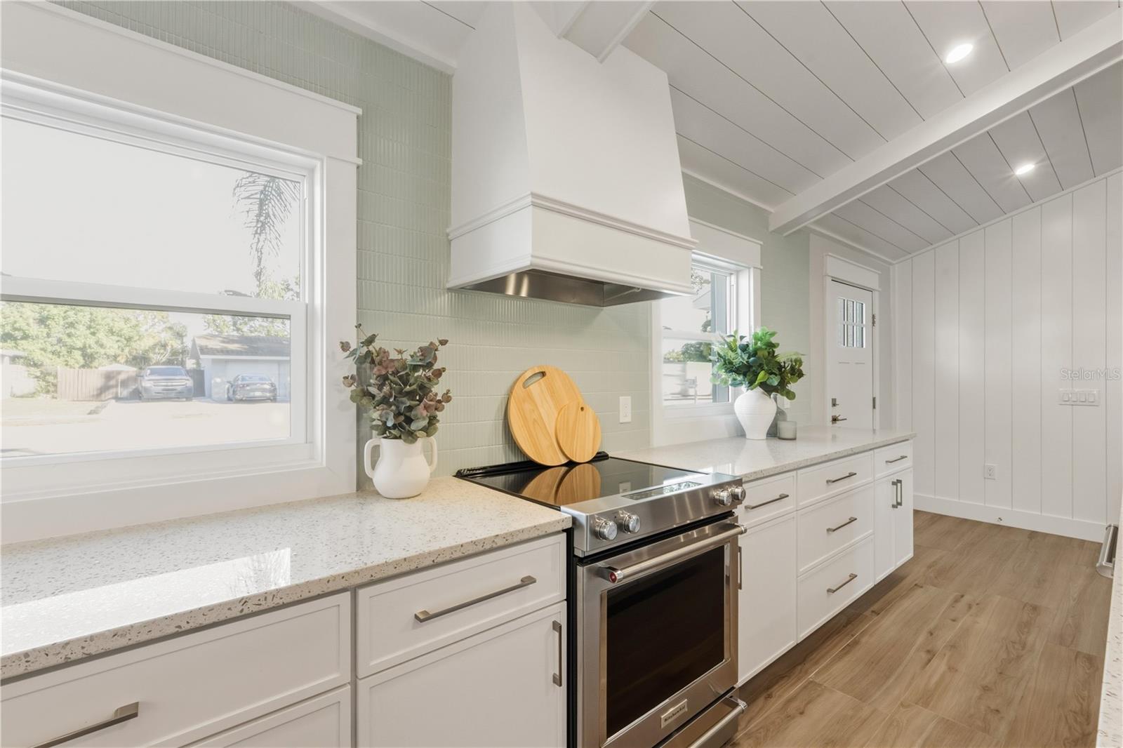 REPLAT OF BONAIRE BAYOU - Residential