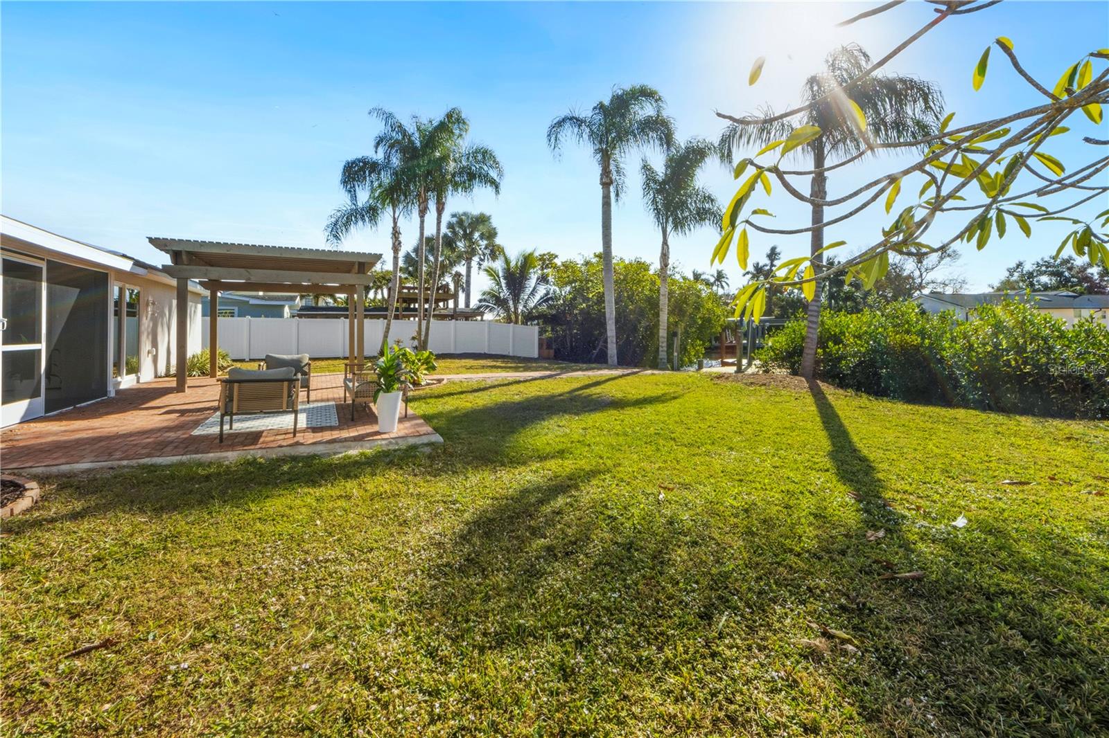 REPLAT OF BONAIRE BAYOU - Residential