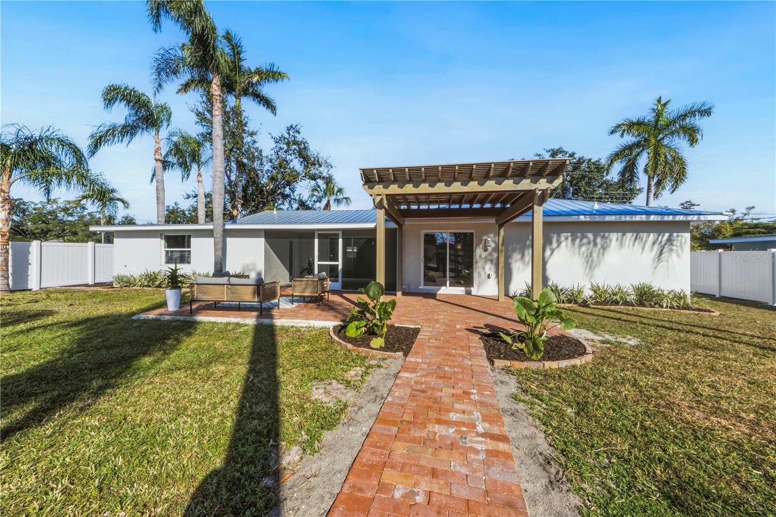 REPLAT OF BONAIRE BAYOU - Residential