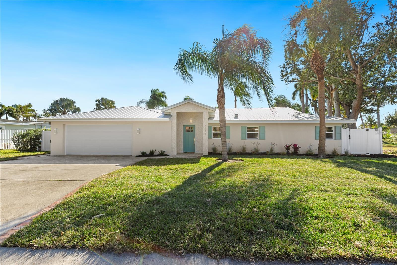 REPLAT OF BONAIRE BAYOU - Residential