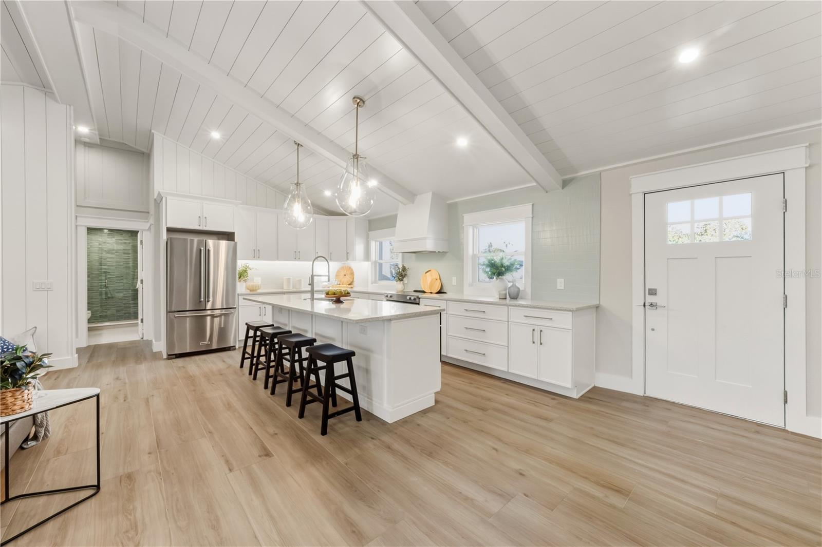 REPLAT OF BONAIRE BAYOU - Residential