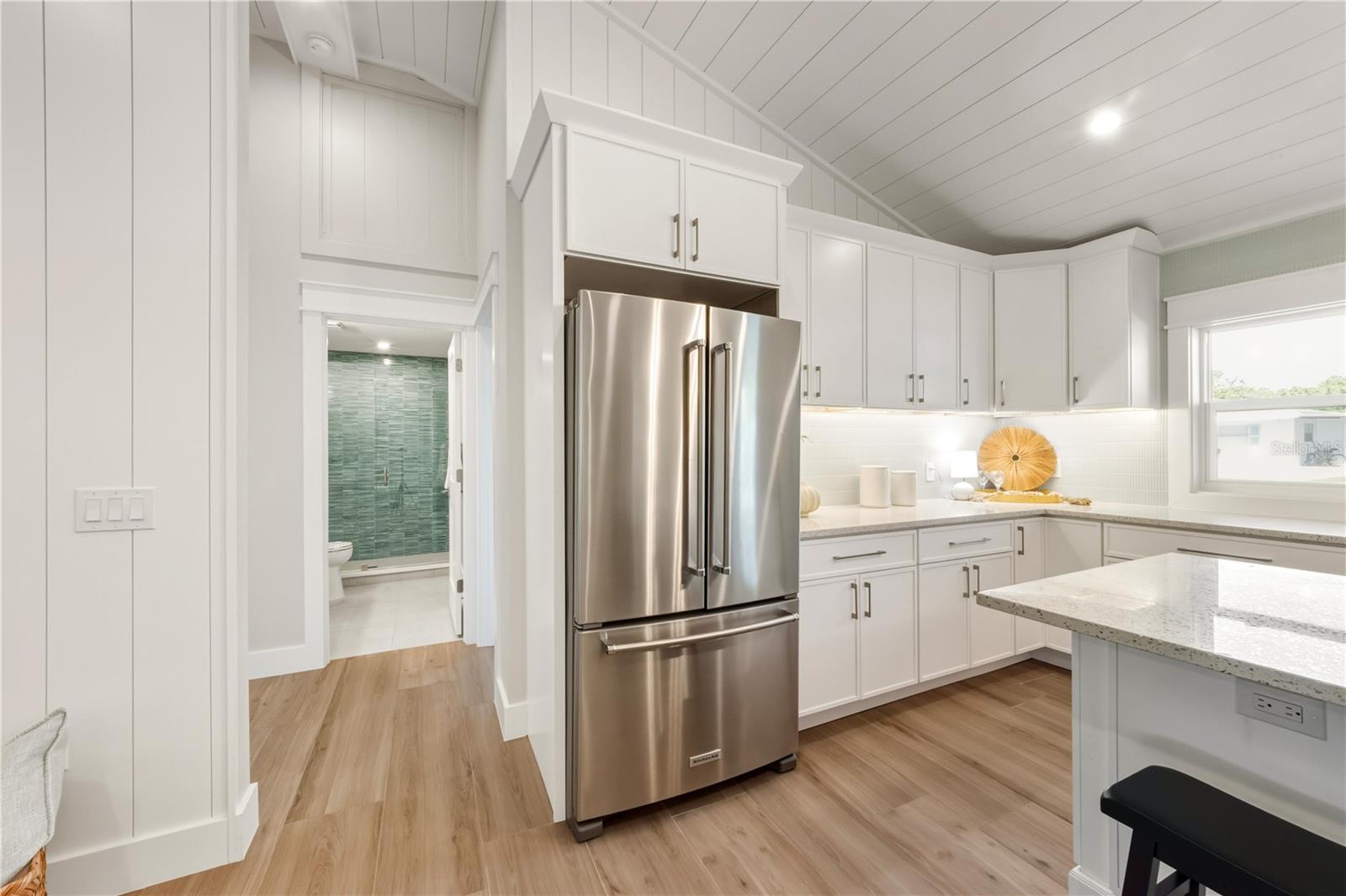 REPLAT OF BONAIRE BAYOU - Residential